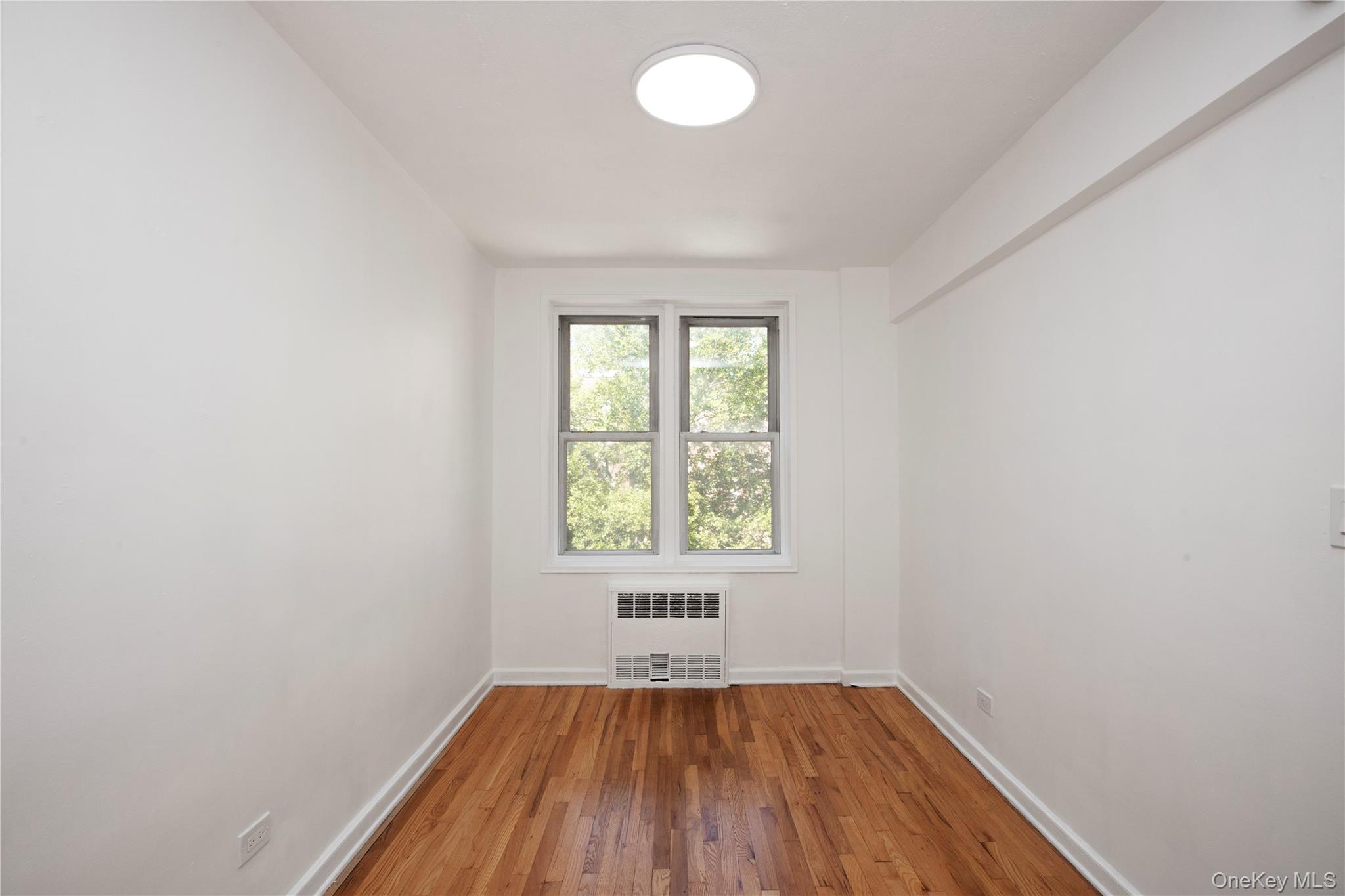 33-24 91 Street, Unit 4S photo 23