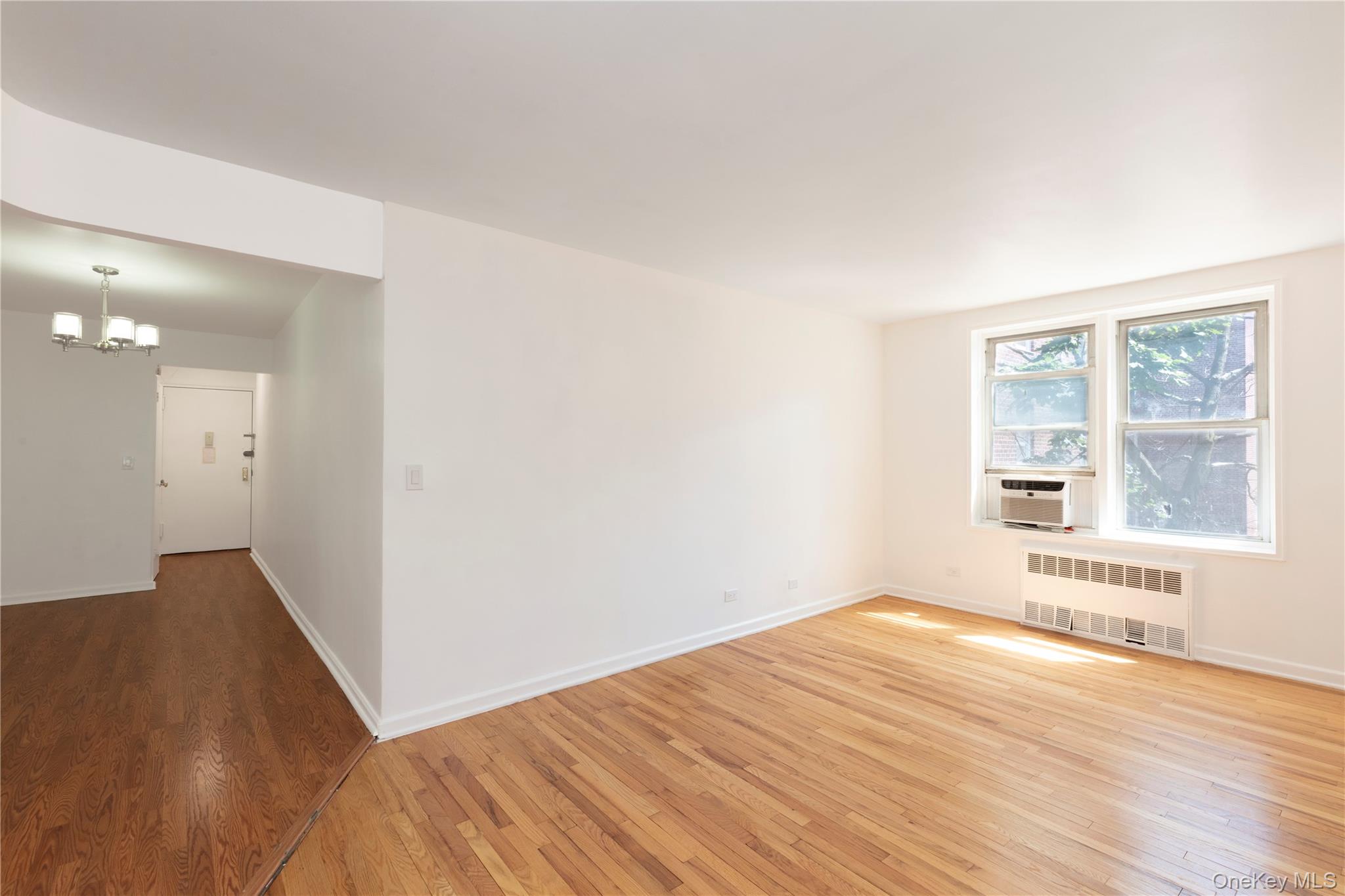 33-24 91 Street, Unit 4S photo 12