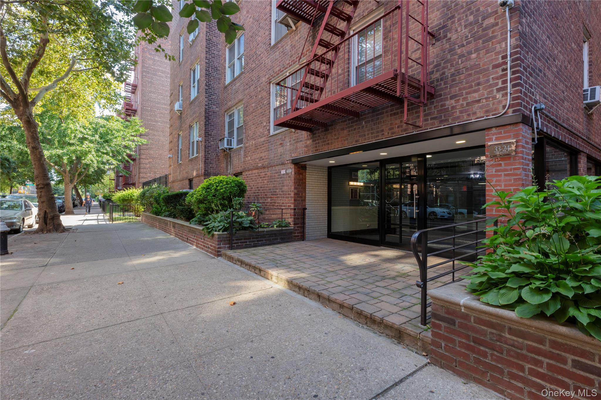 33-24 91 Street, Unit 4S