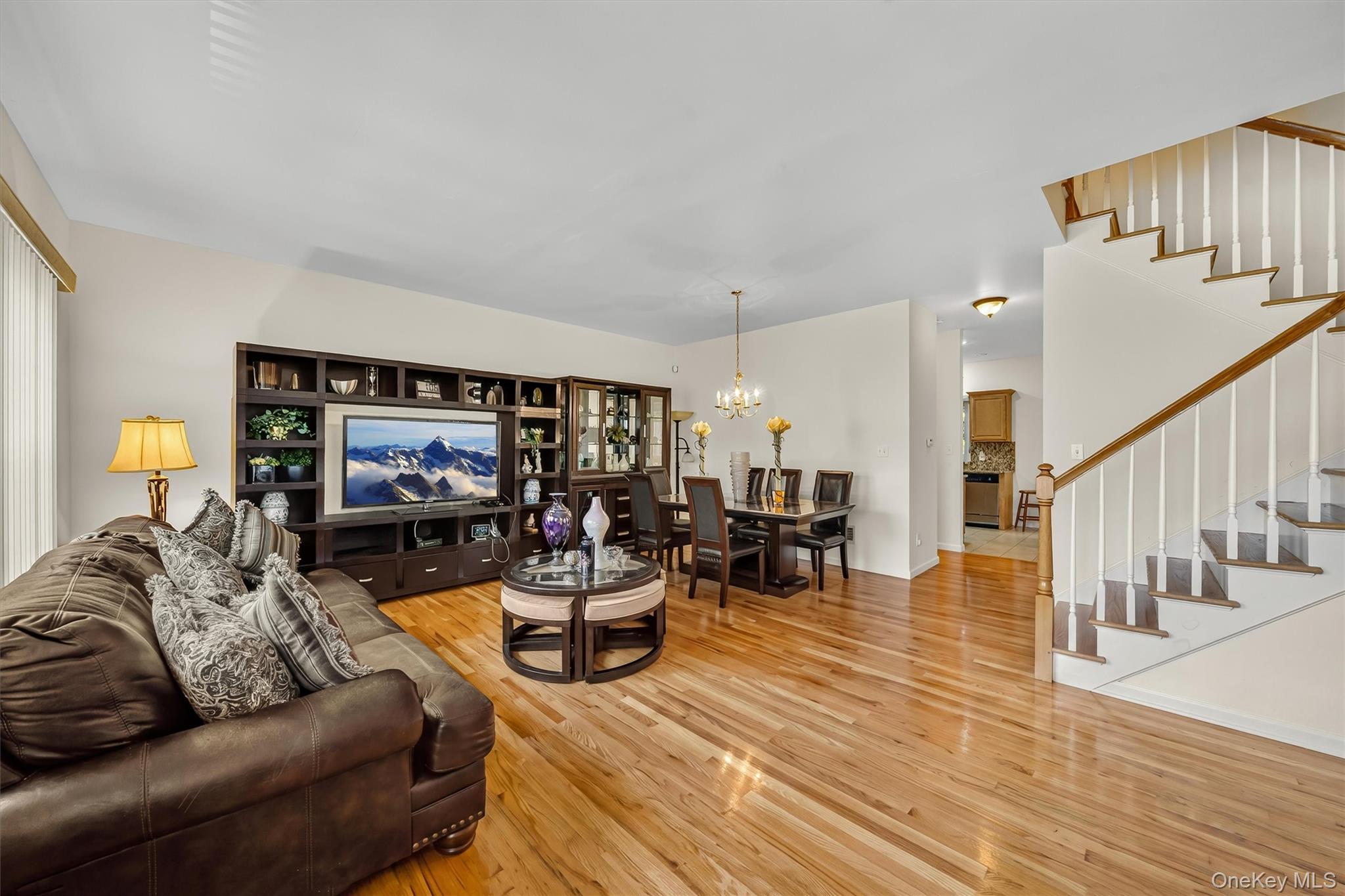 11 Hidden Creek Boulevard – For Sale photo 7