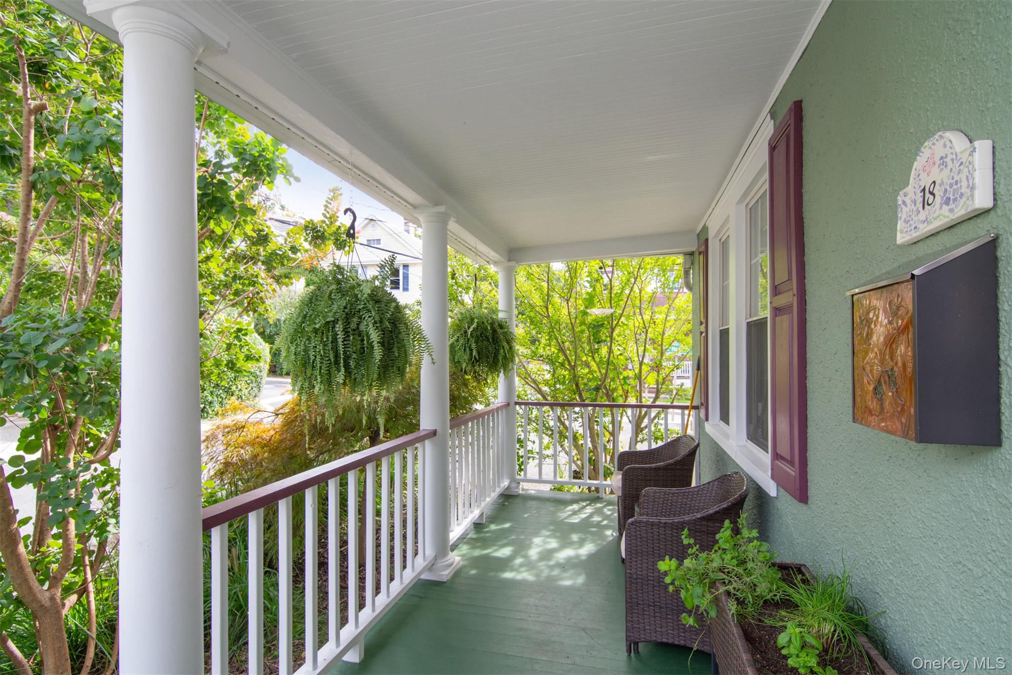 18 Grinnell Street – For Sale photo 2