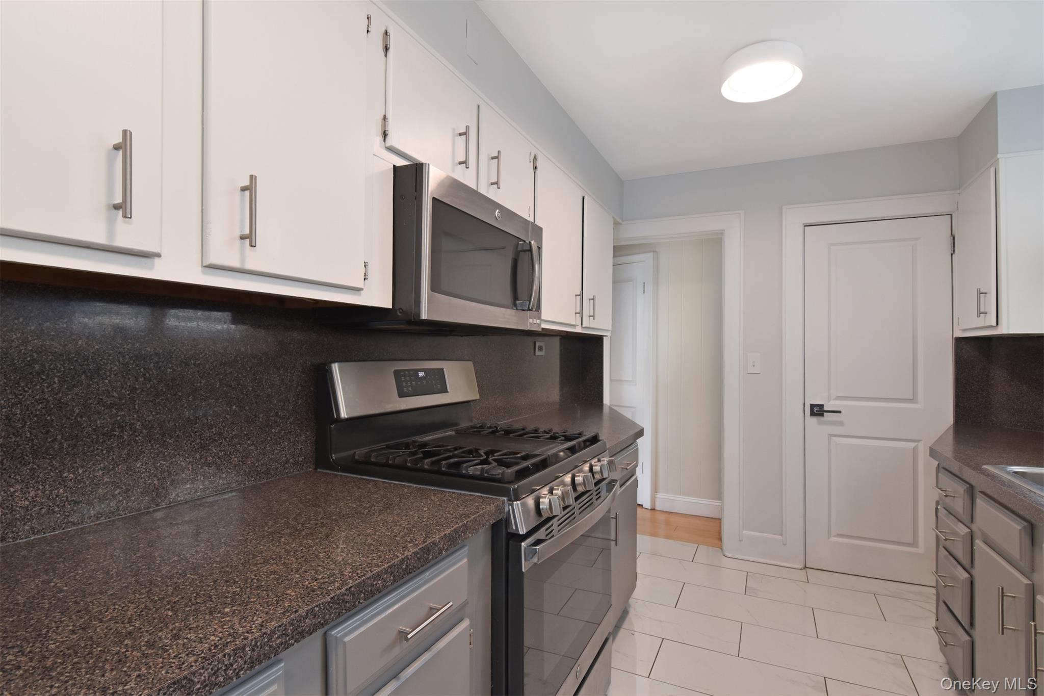 18 Grinnell Street – For Sale photo 16