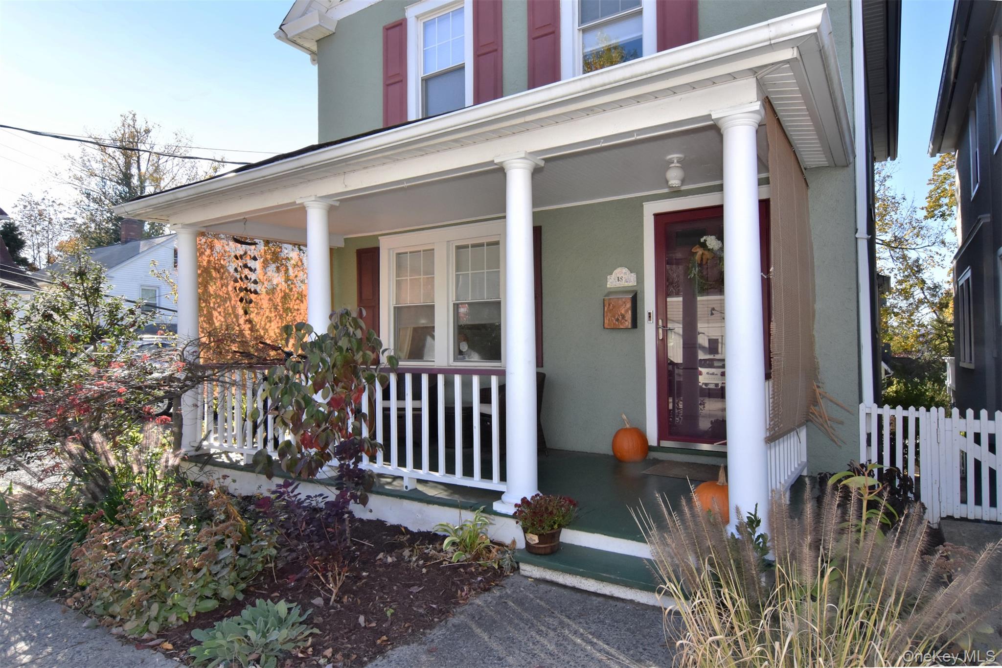18 Grinnell Street – For Sale