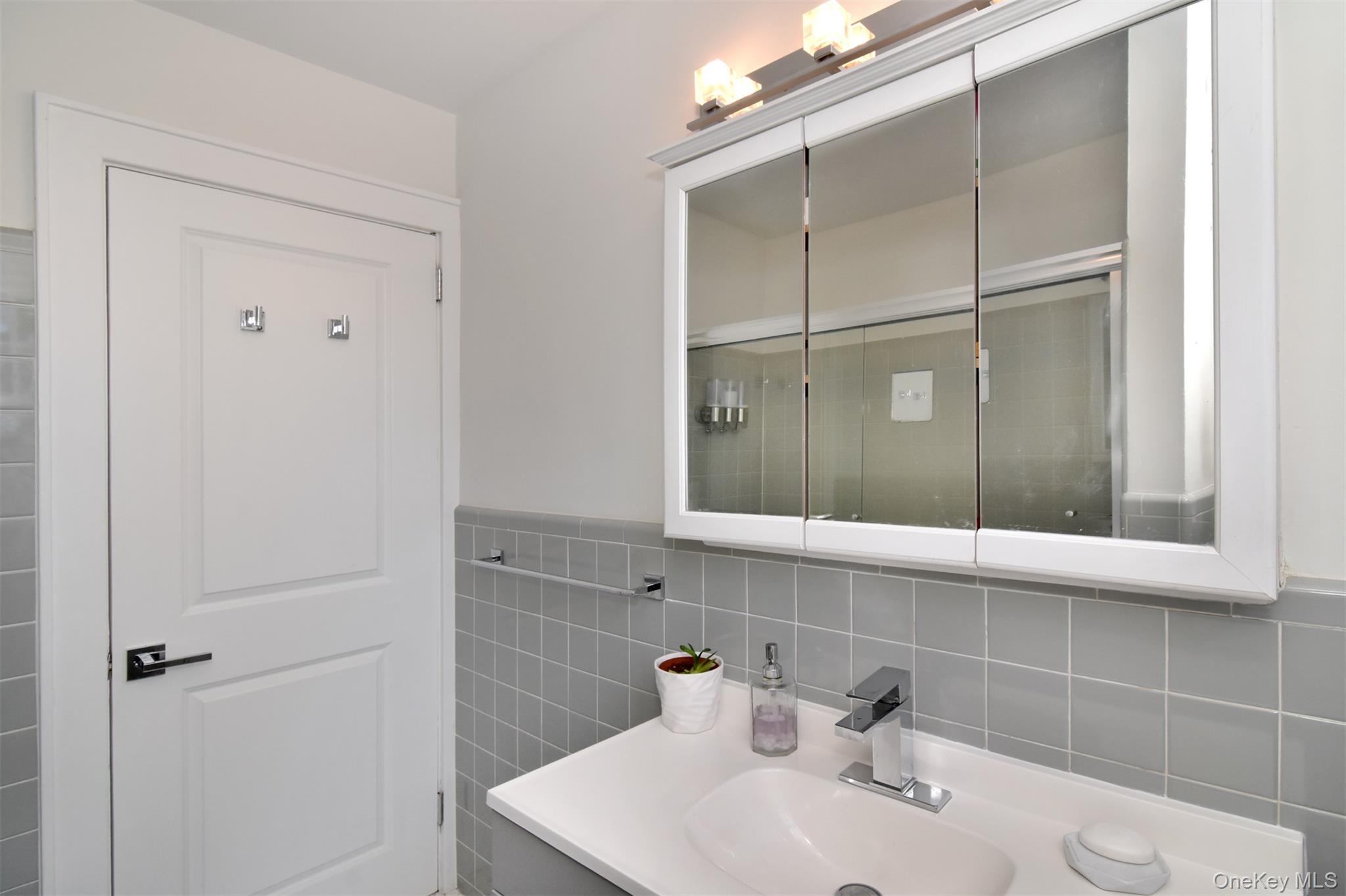18 Grinnell Street – For Sale photo 24