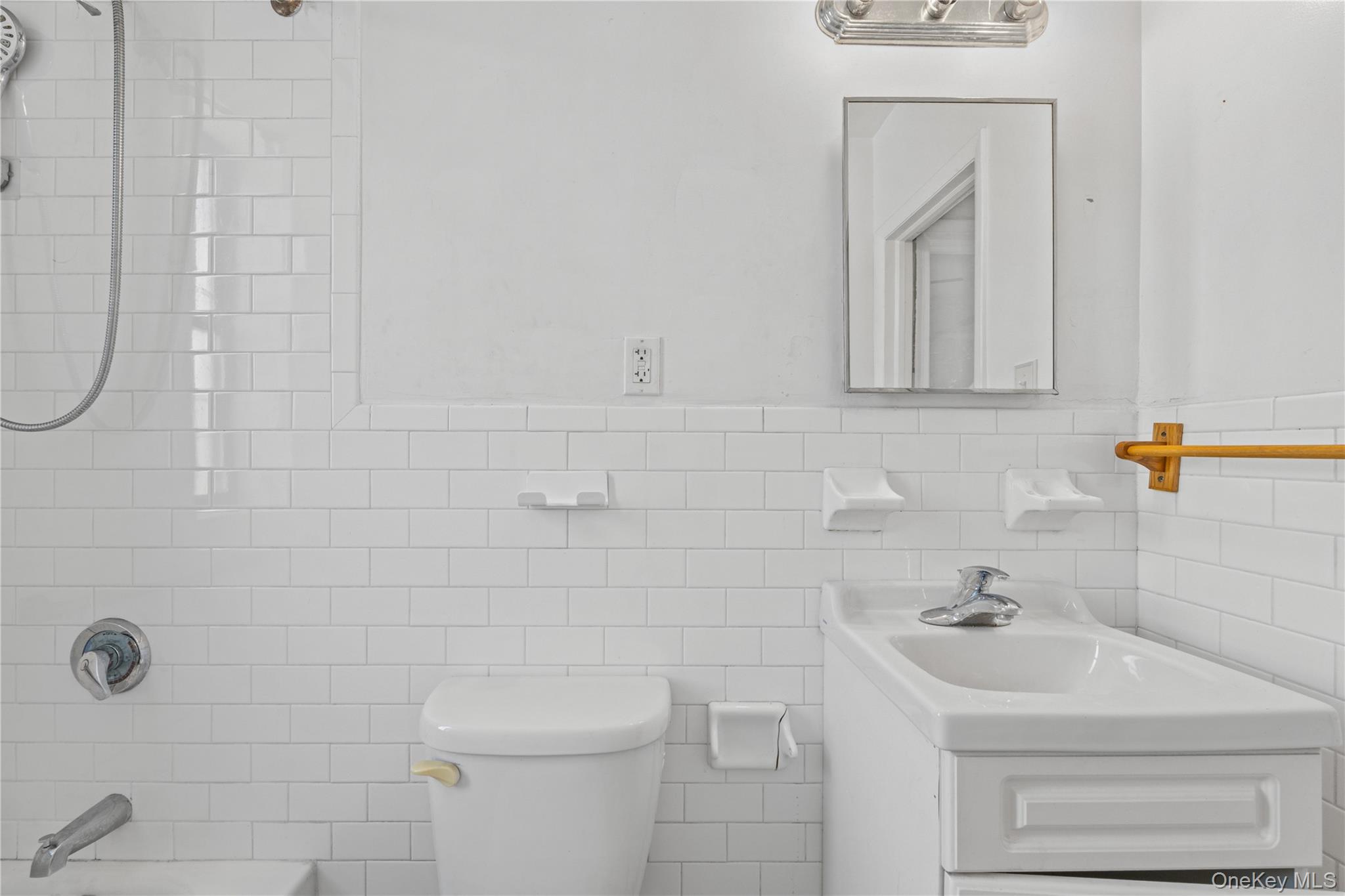 1015 Summit Avenue, Unit 4A photo 13