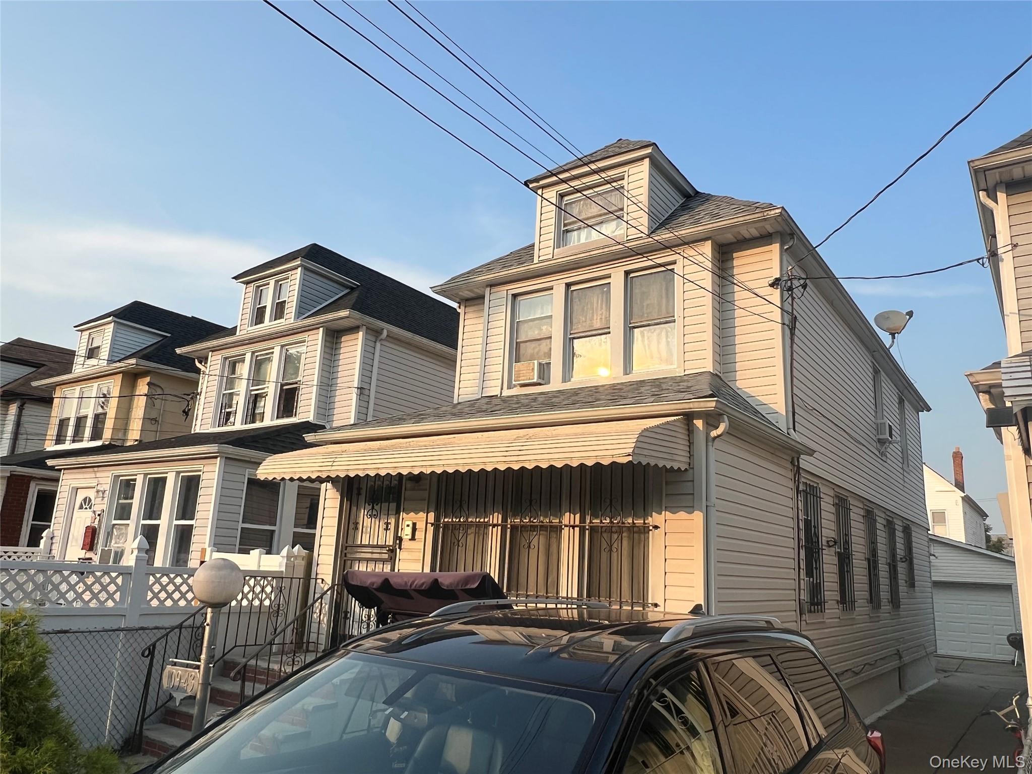 10943 133 – For Sale photo 3