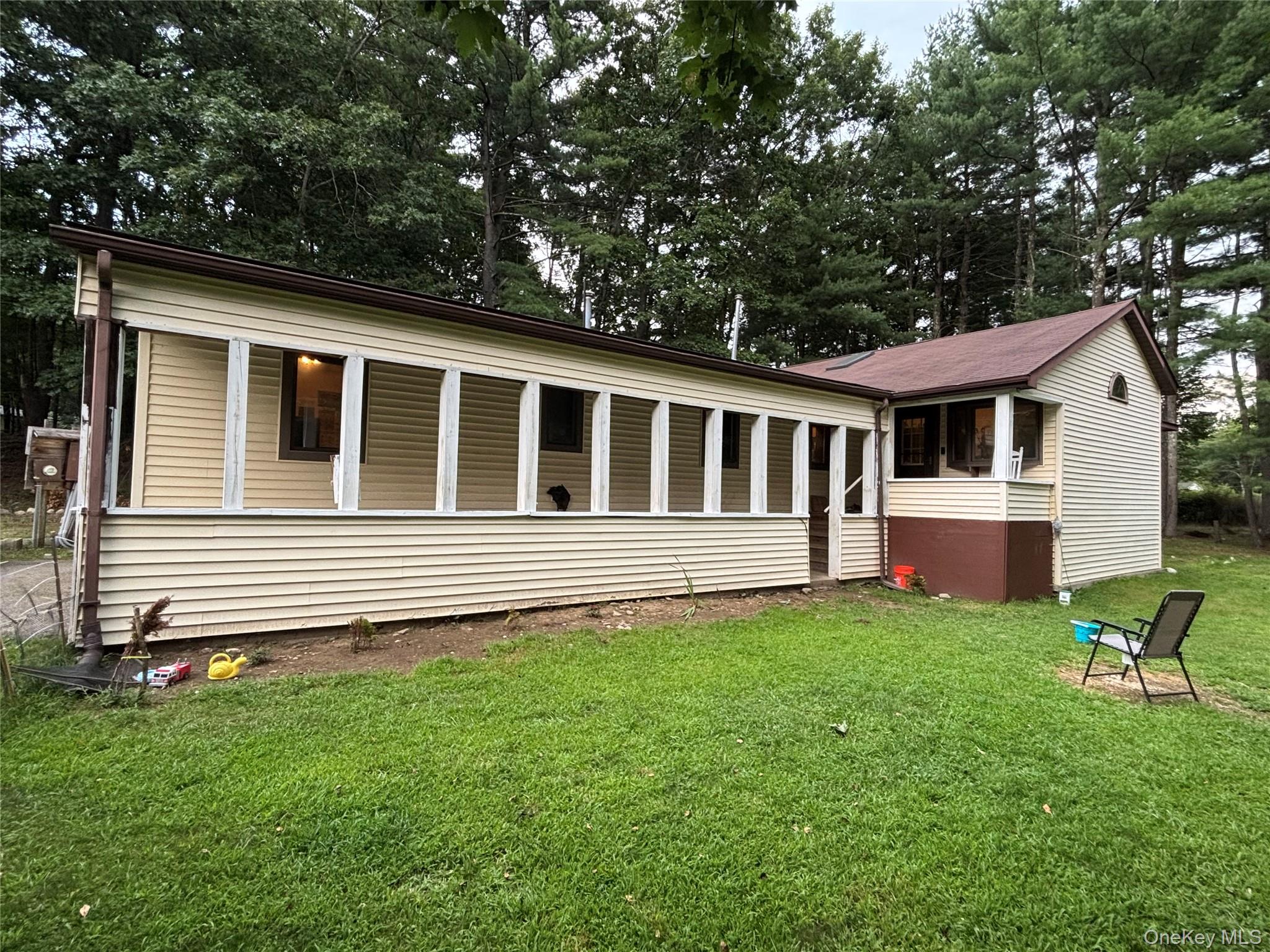 110 Foss Lane – For Sale