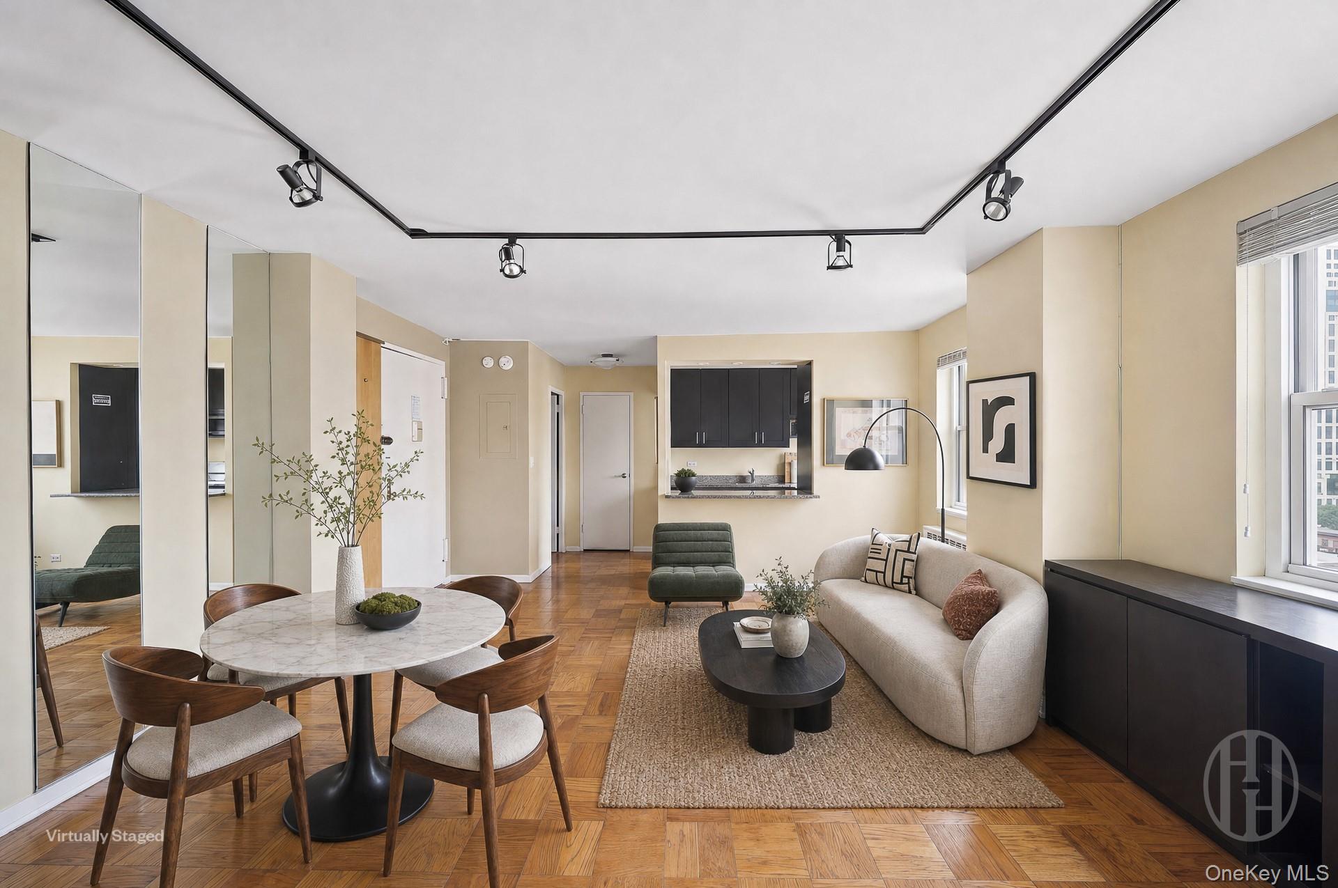 333 East 79th Street, Unit 18T photo 2