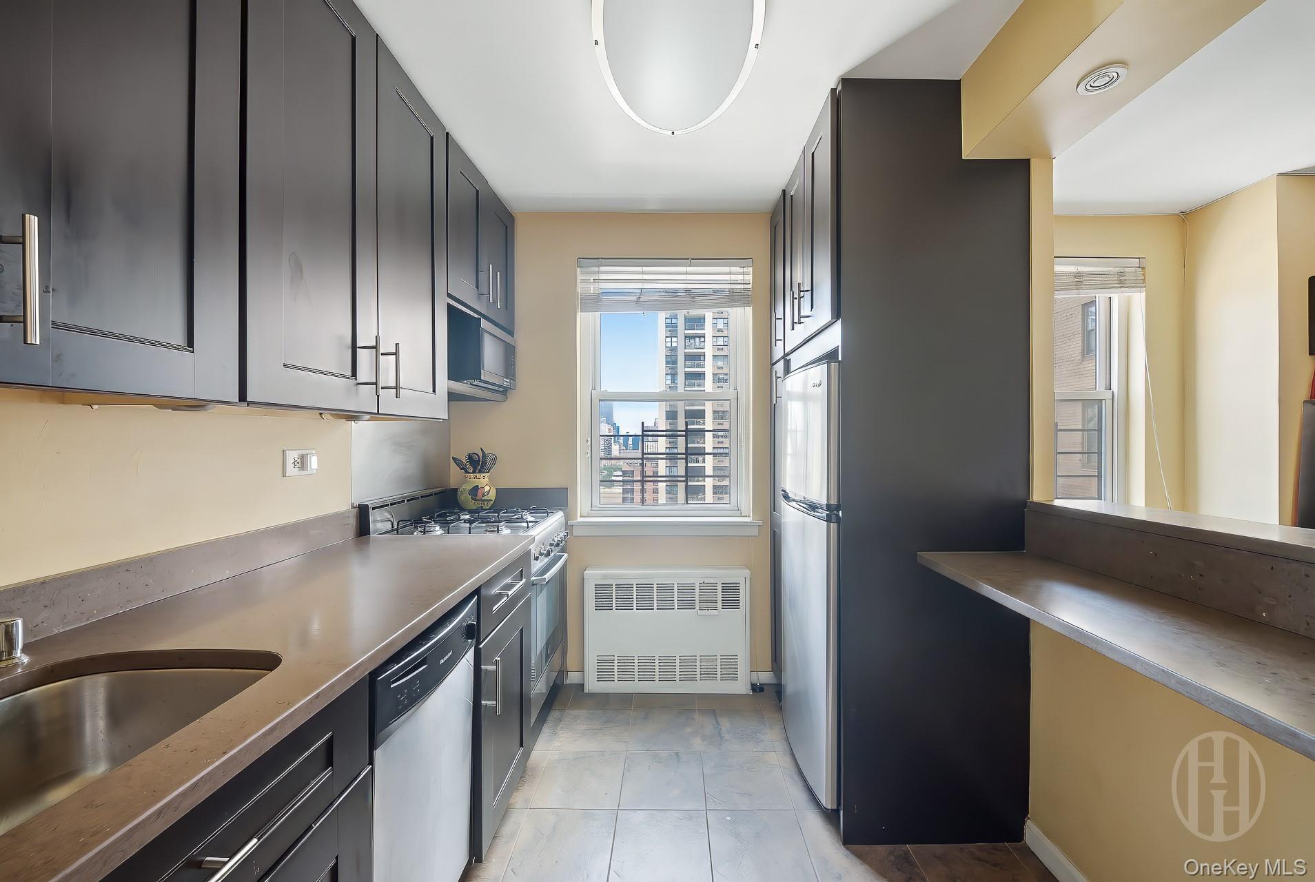 333 East 79th Street, Unit 18T photo 3