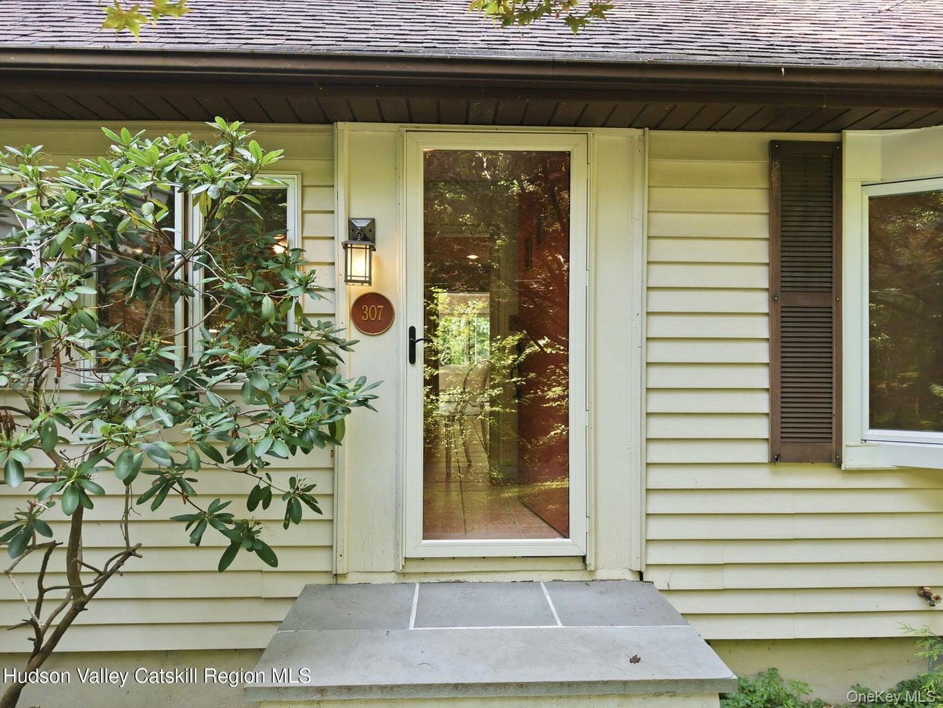307 Old Kingston Road – For Sale photo 3