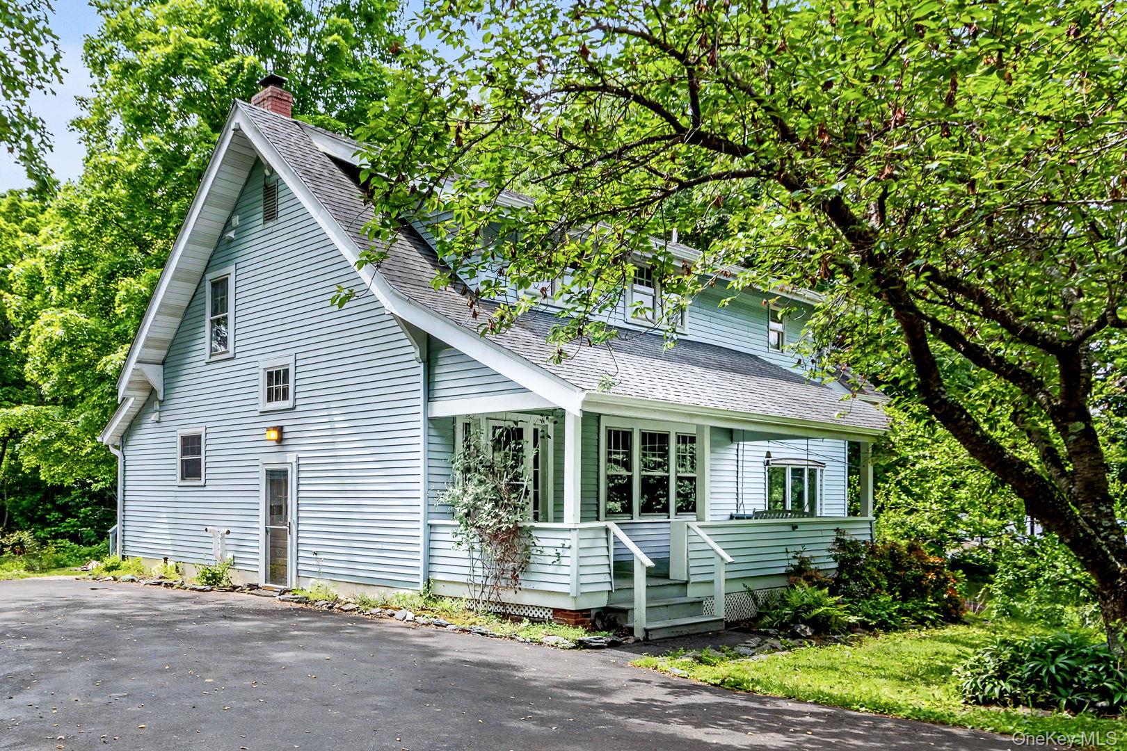 102 E Market Street – For Sale