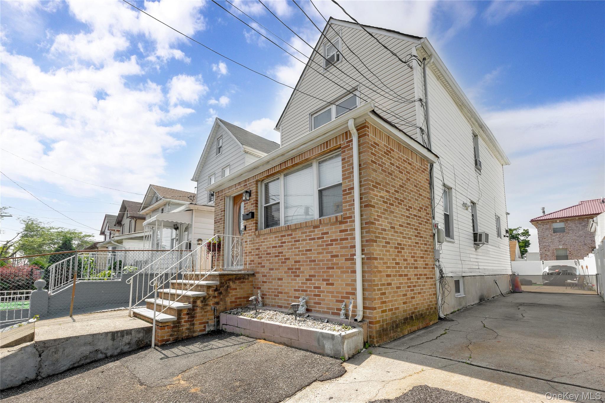 12311 115th Avenue – For Sale