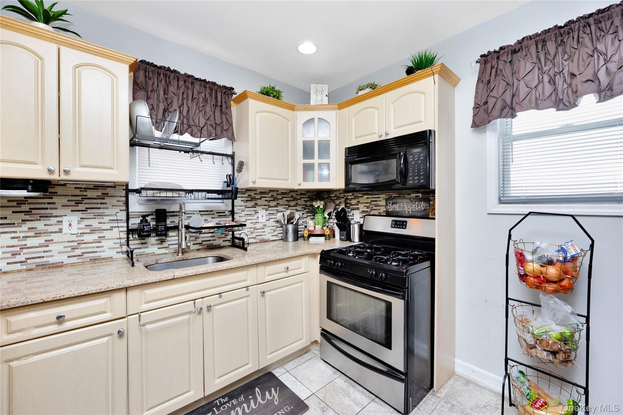 12311 115th Avenue – For Sale photo 9