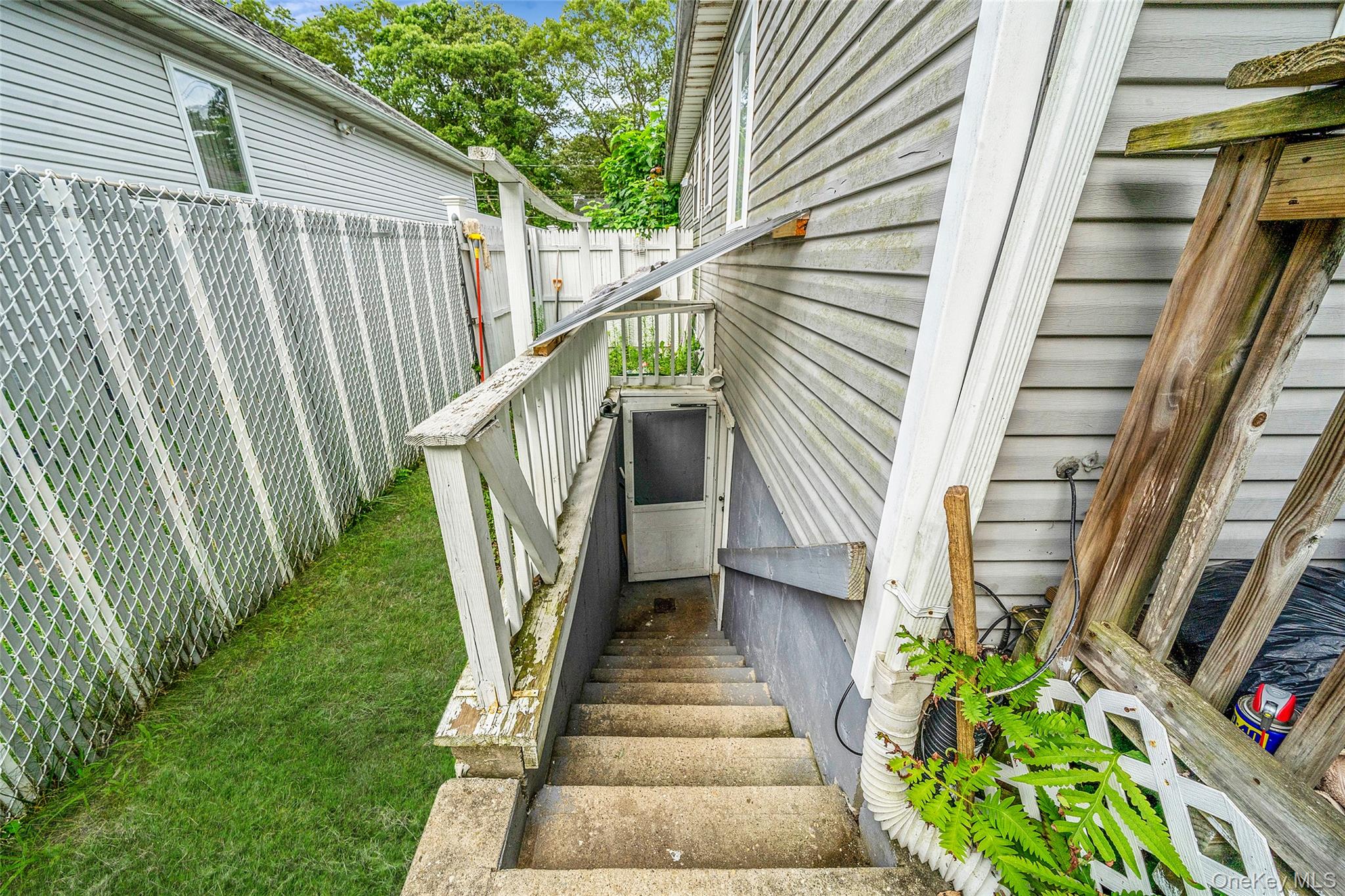 413 Glen Drive – For Sale photo 24