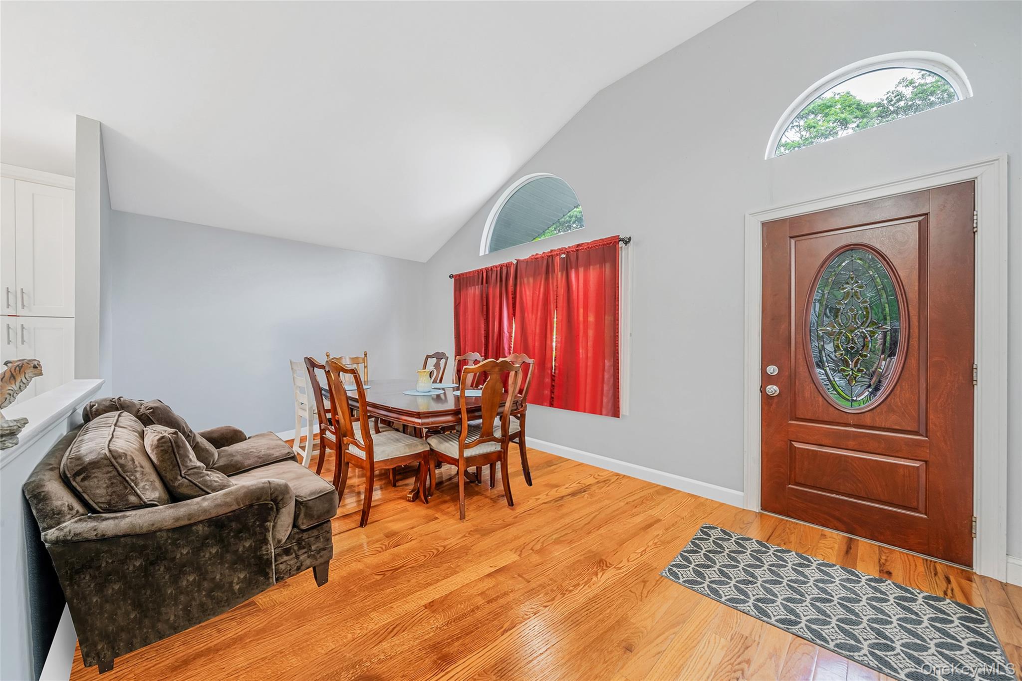 413 Glen Drive – For Sale photo 4