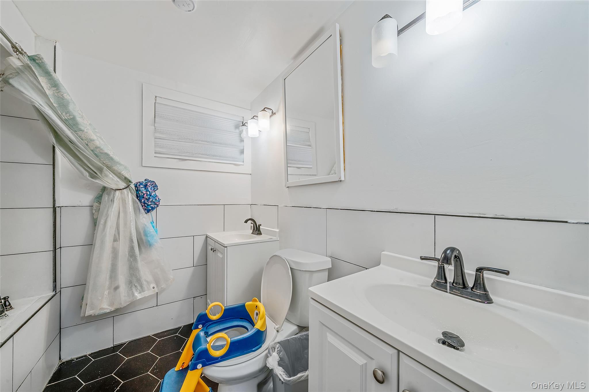 413 Glen Drive – For Sale photo 13