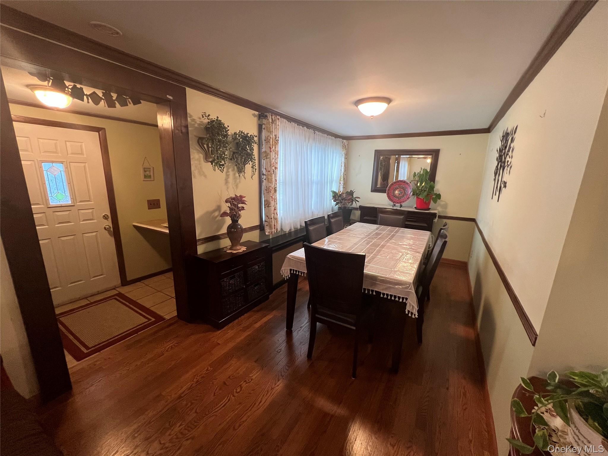 1014 Bonaparte Place – For Sale photo 3