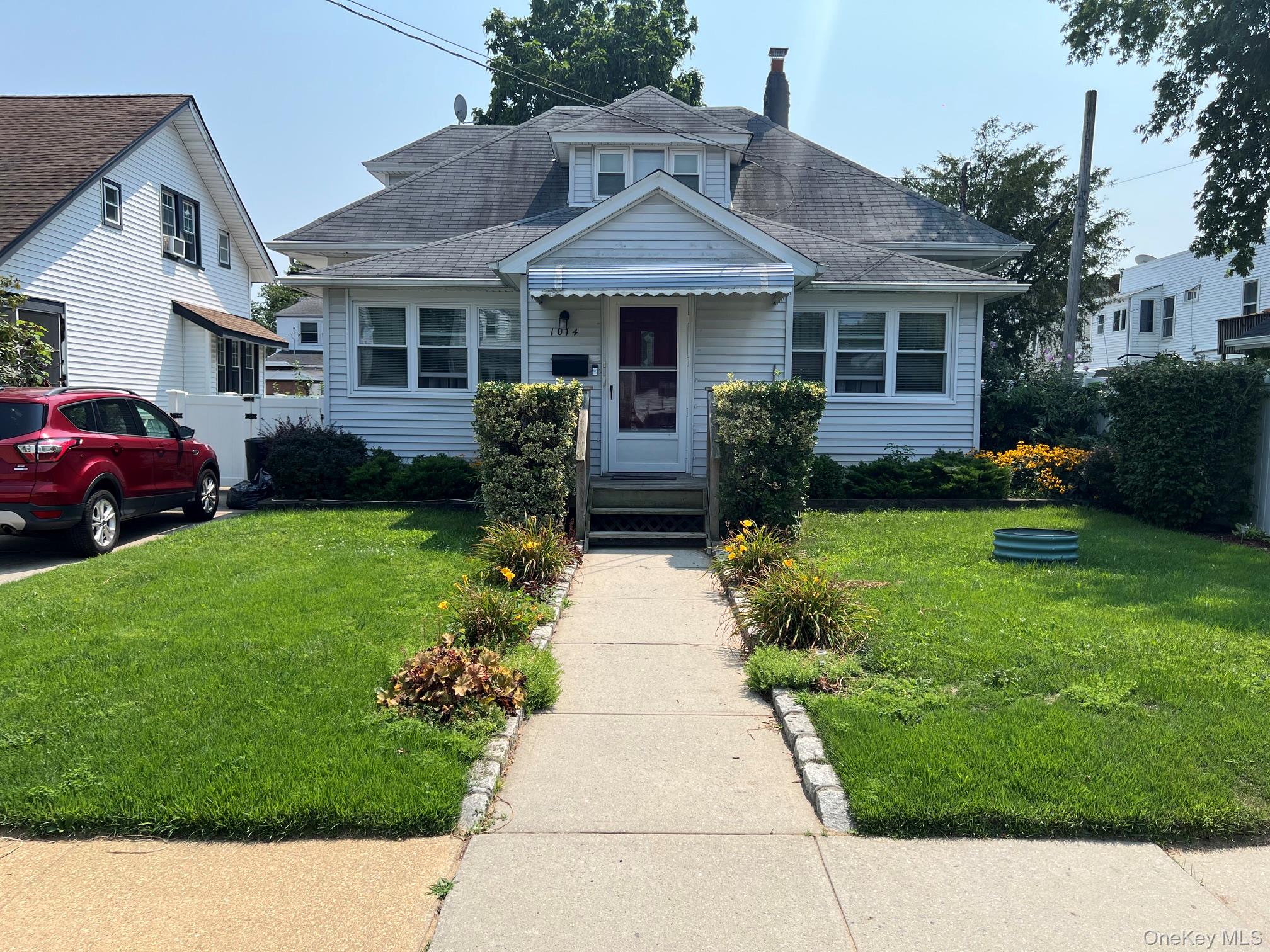 1014 Bonaparte Place – For Sale