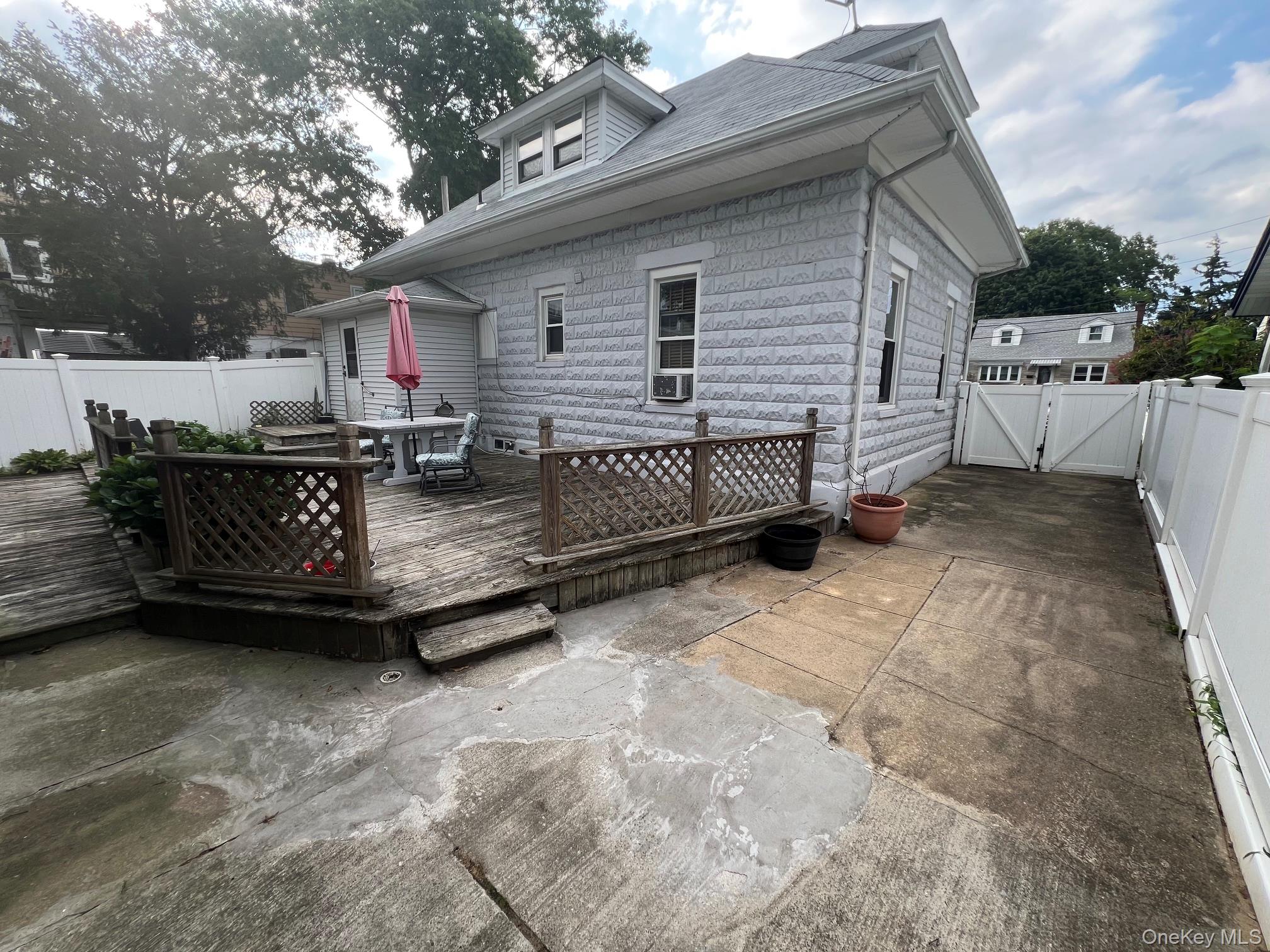 1014 Bonaparte Place – For Sale photo 26