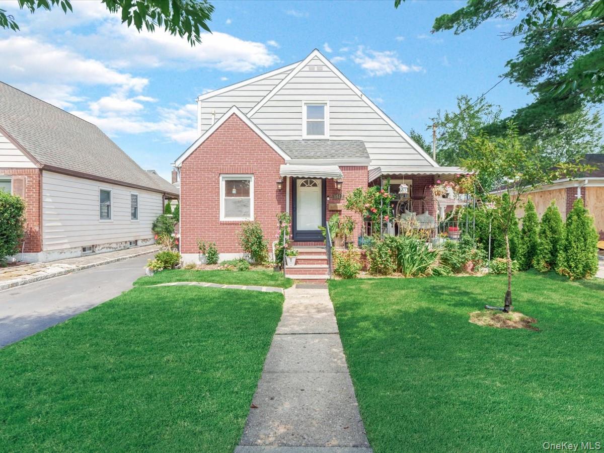 1517 Falmouth Avenue – For Sale