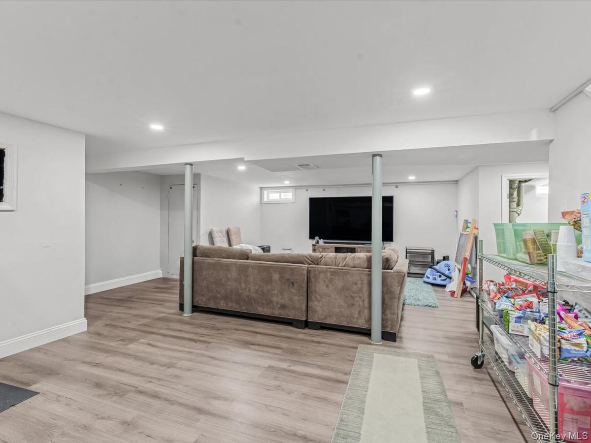1517 Falmouth Avenue – For Sale photo 15