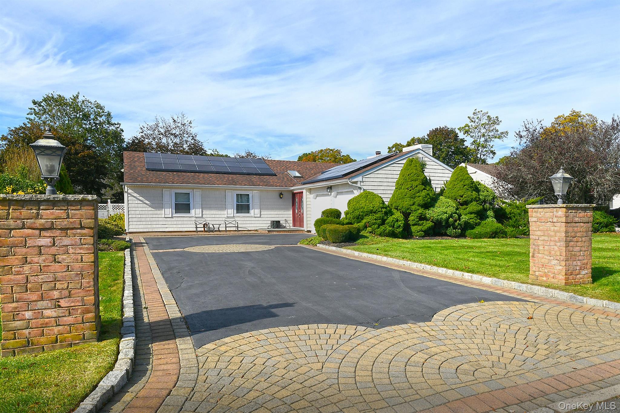 22 Apple Blossom Lane – For Sale photo 2