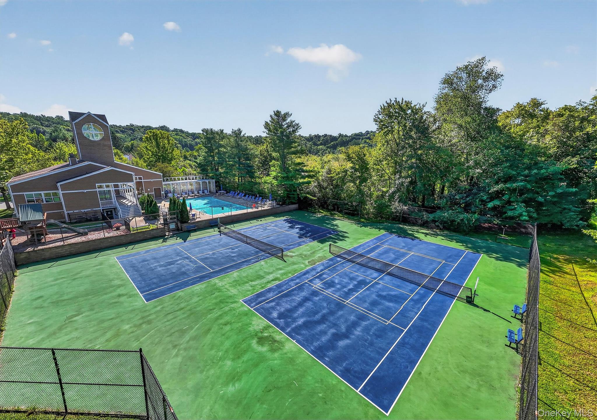 109 Woods End Road – For Rent photo 40