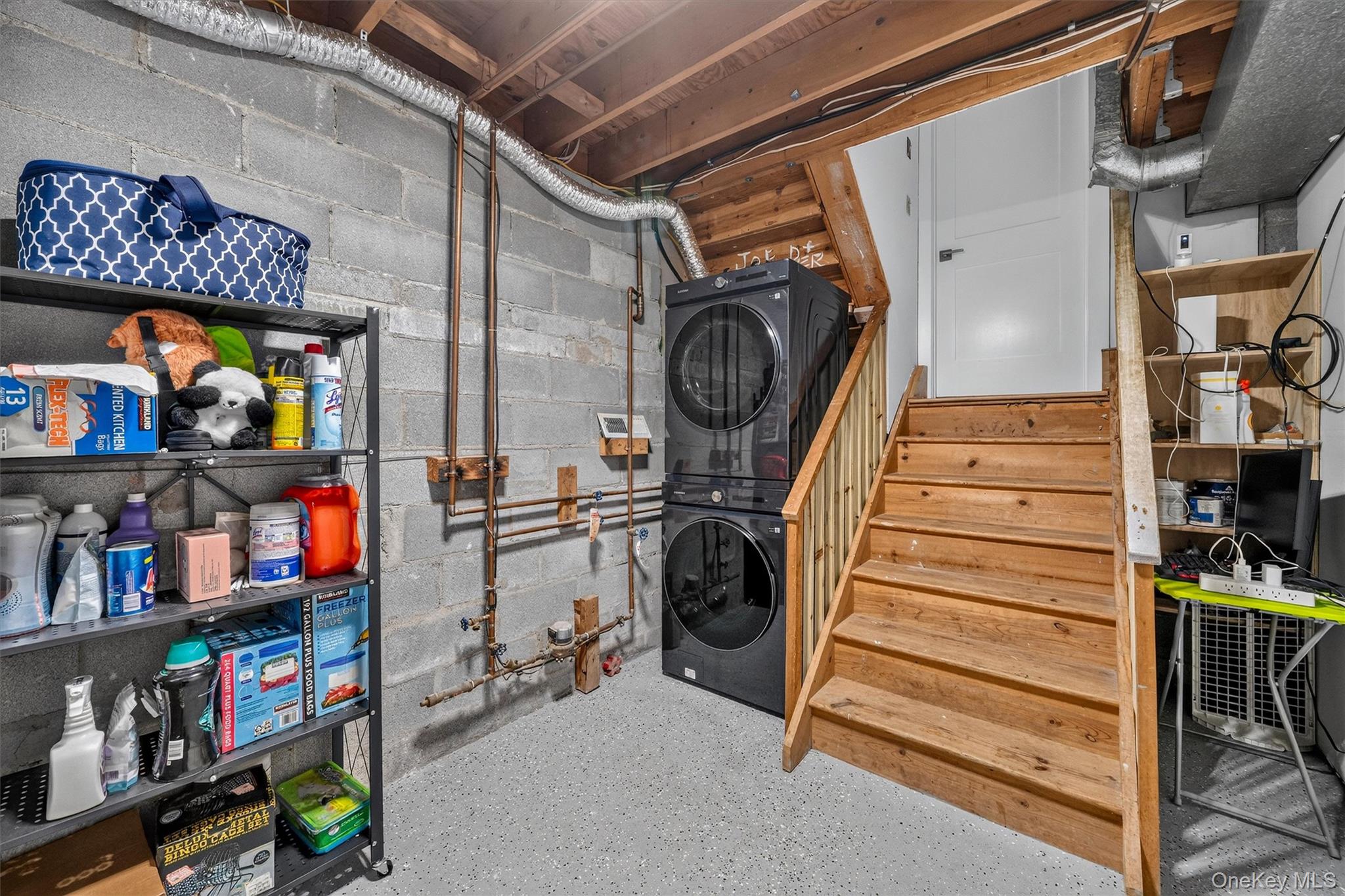 109 Woods End Road – For Rent photo 30