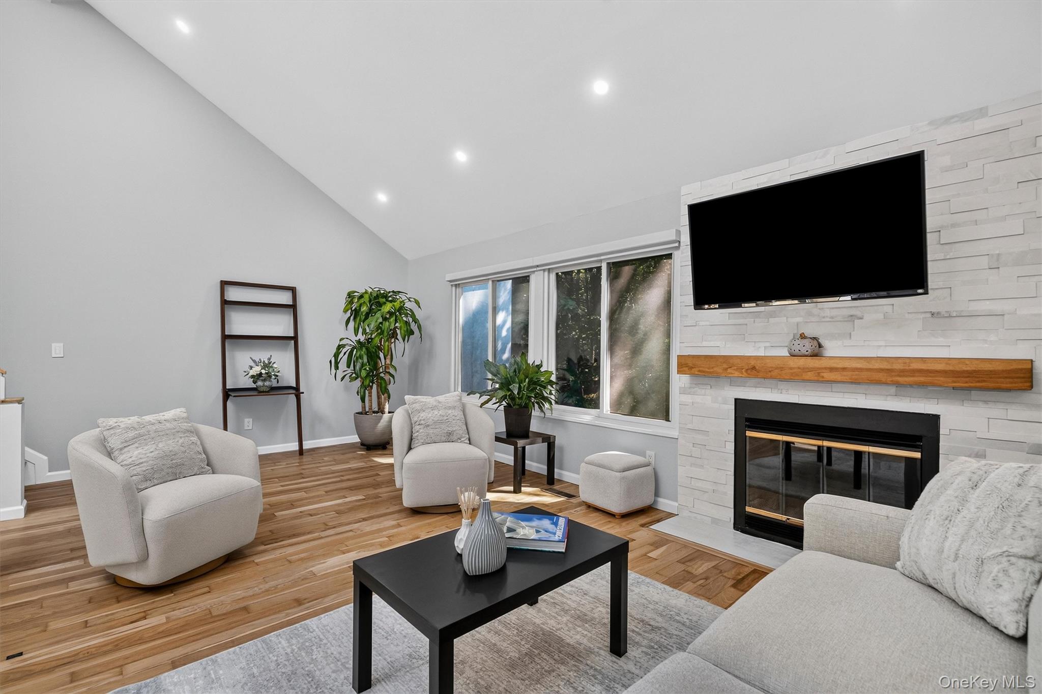 109 Woods End Road – For Rent photo 19