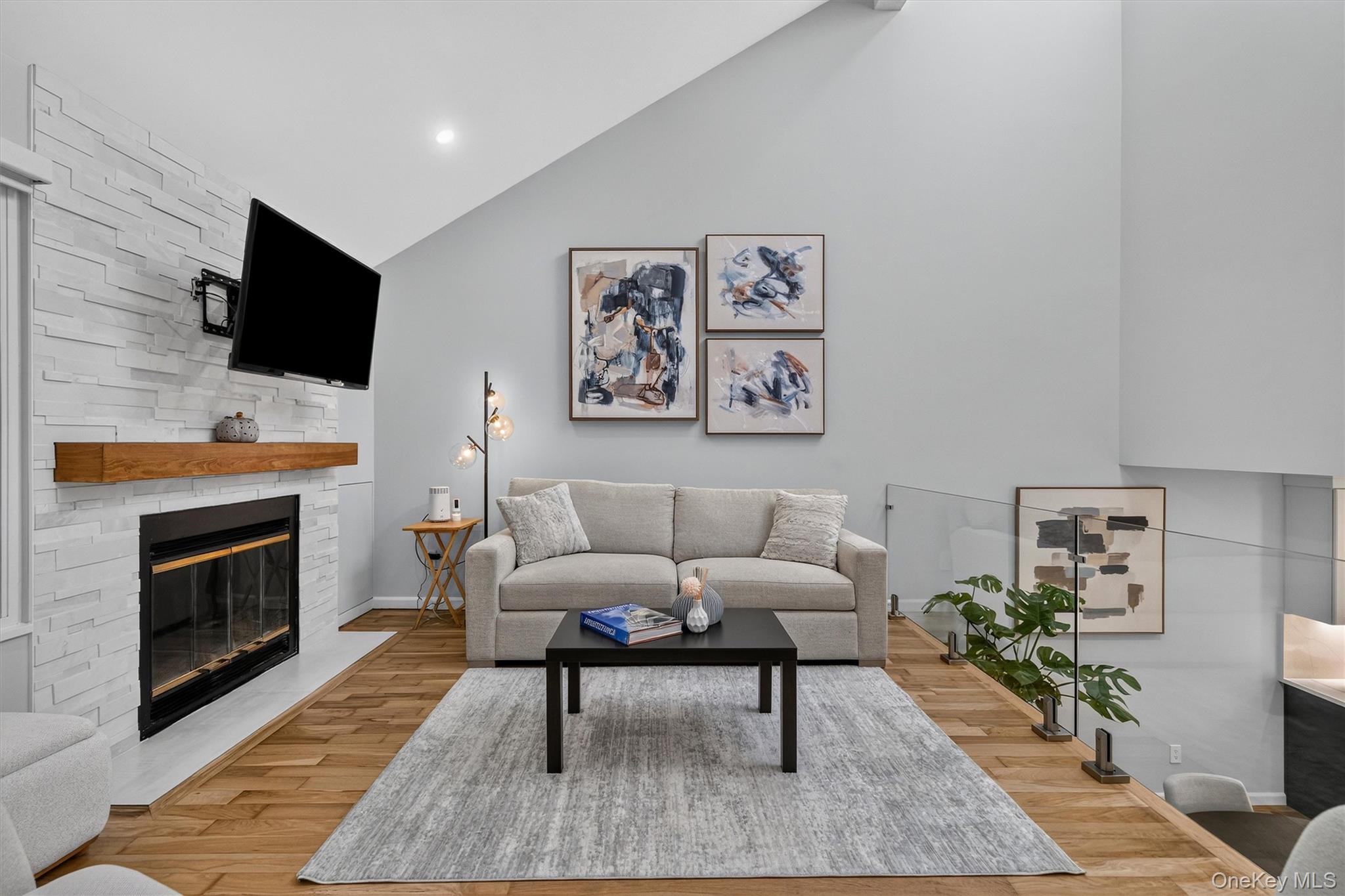109 Woods End Road – For Rent photo 16