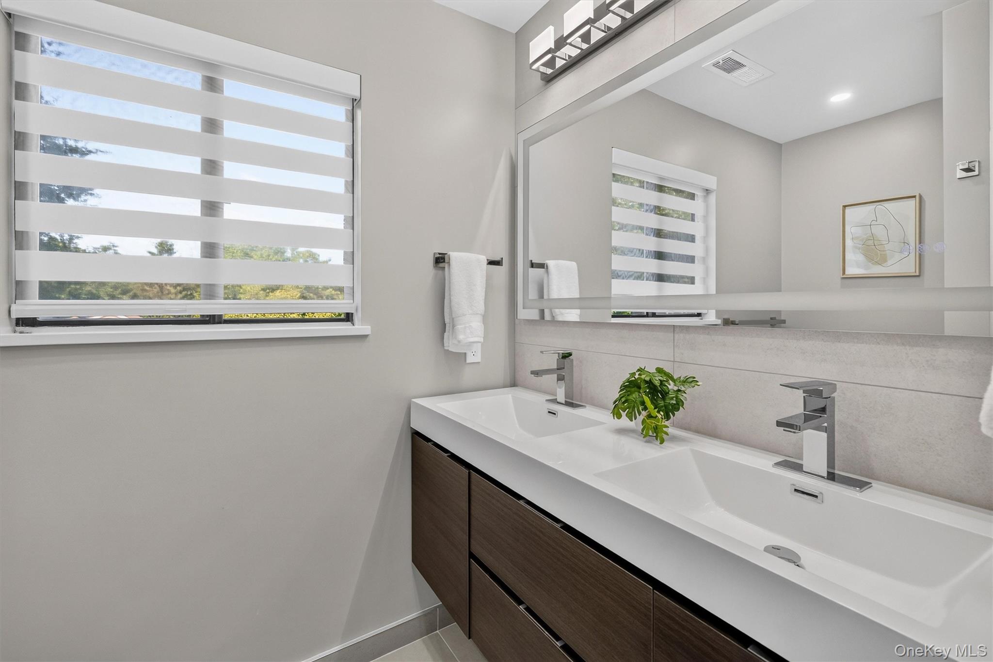 109 Woods End Road – For Rent photo 26