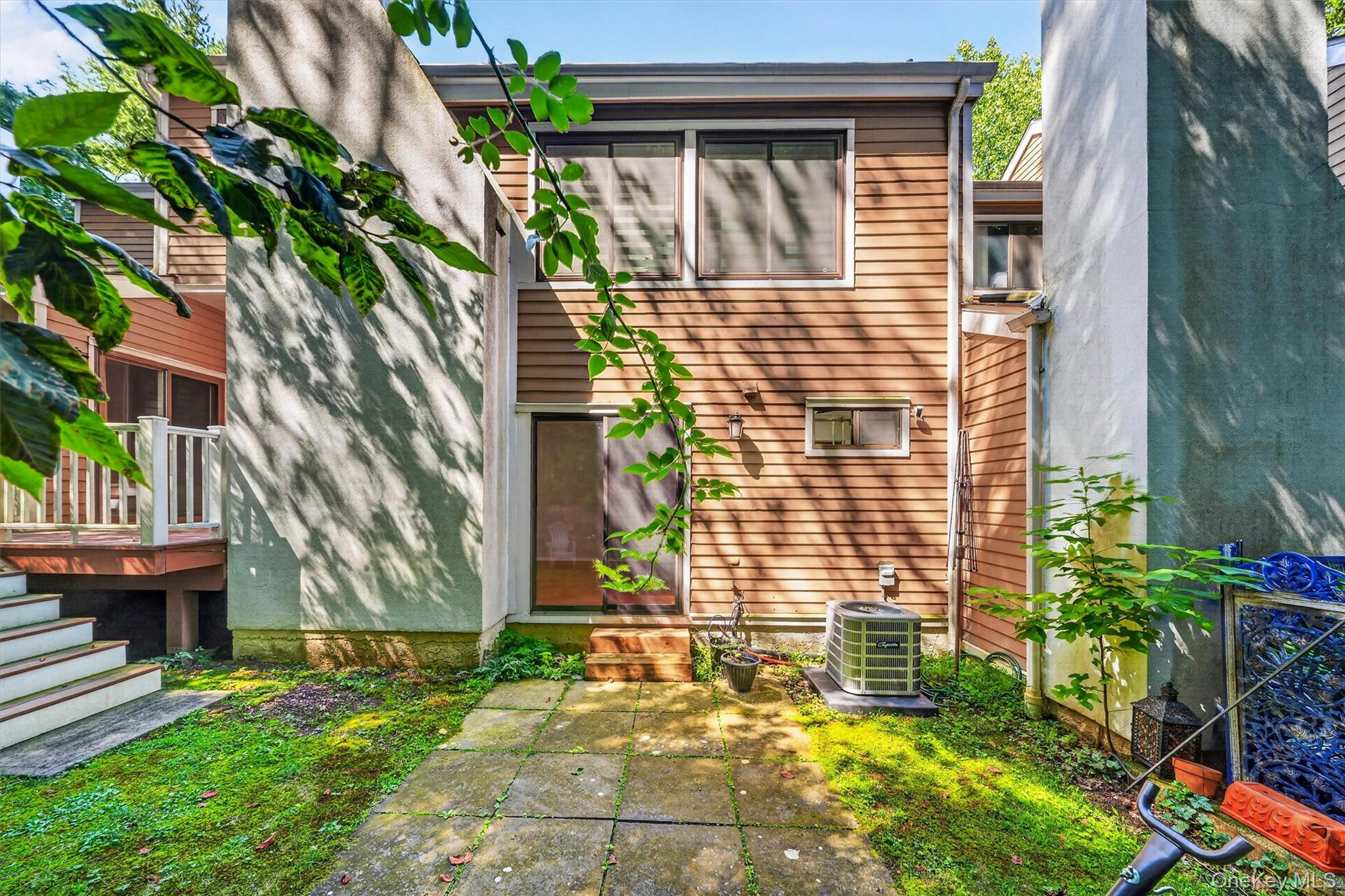 109 Woods End Road – For Rent photo 33
