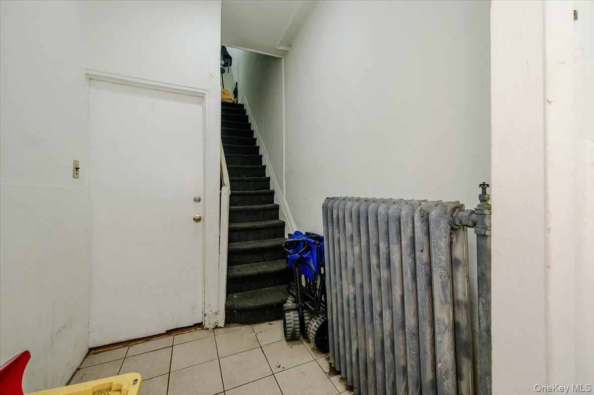 719 Van Nest Avenue – For Sale photo 2