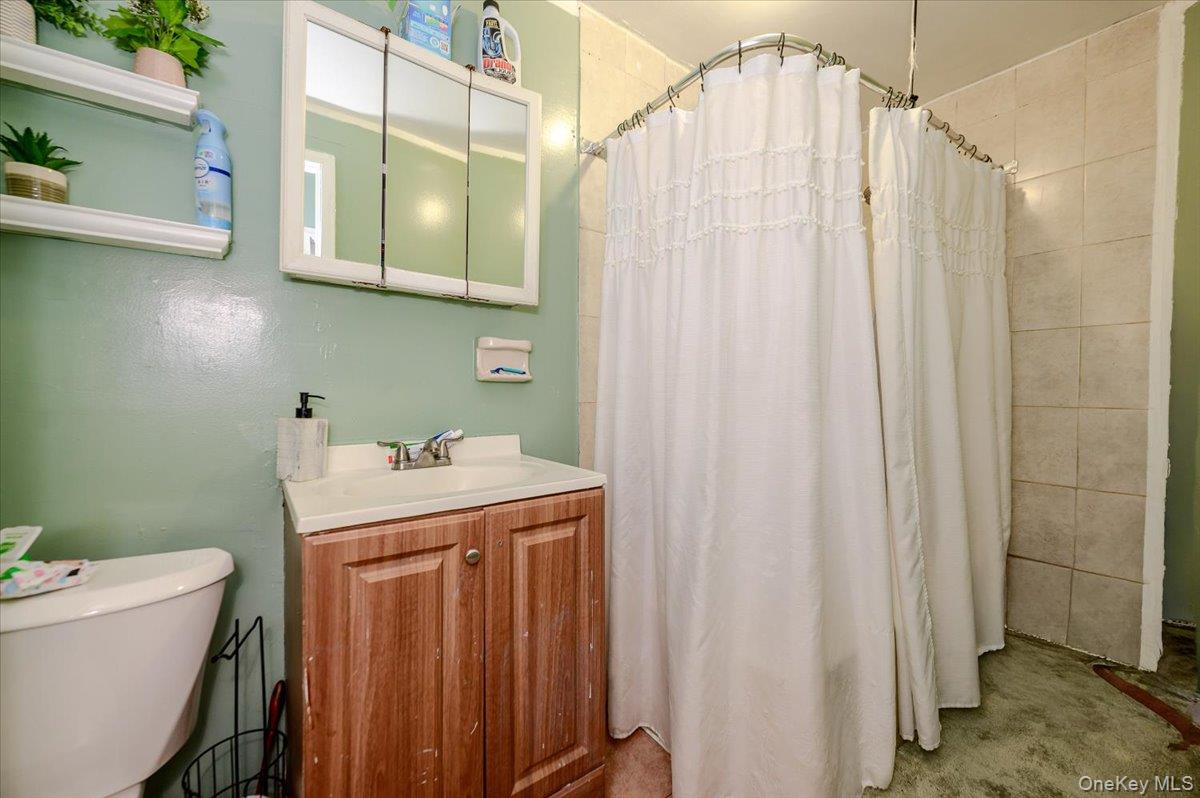 719 Van Nest Avenue – For Sale photo 10