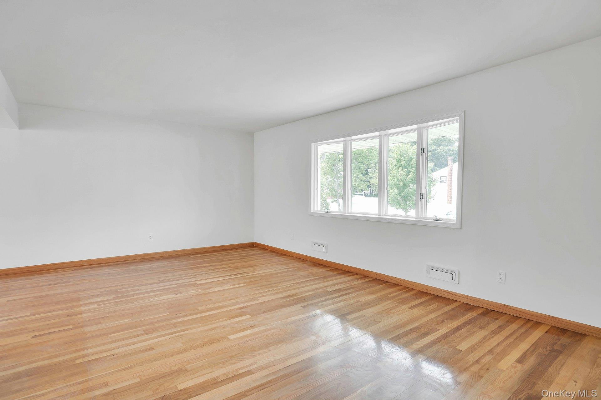 7 Tomkins Court – For Sale photo 15