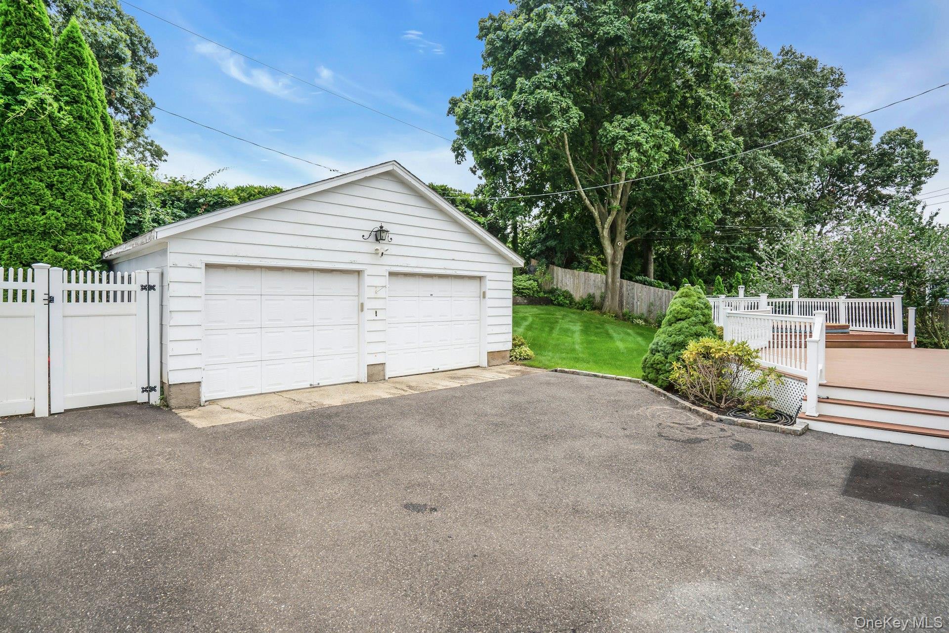 7 Tomkins Court – For Sale photo 39