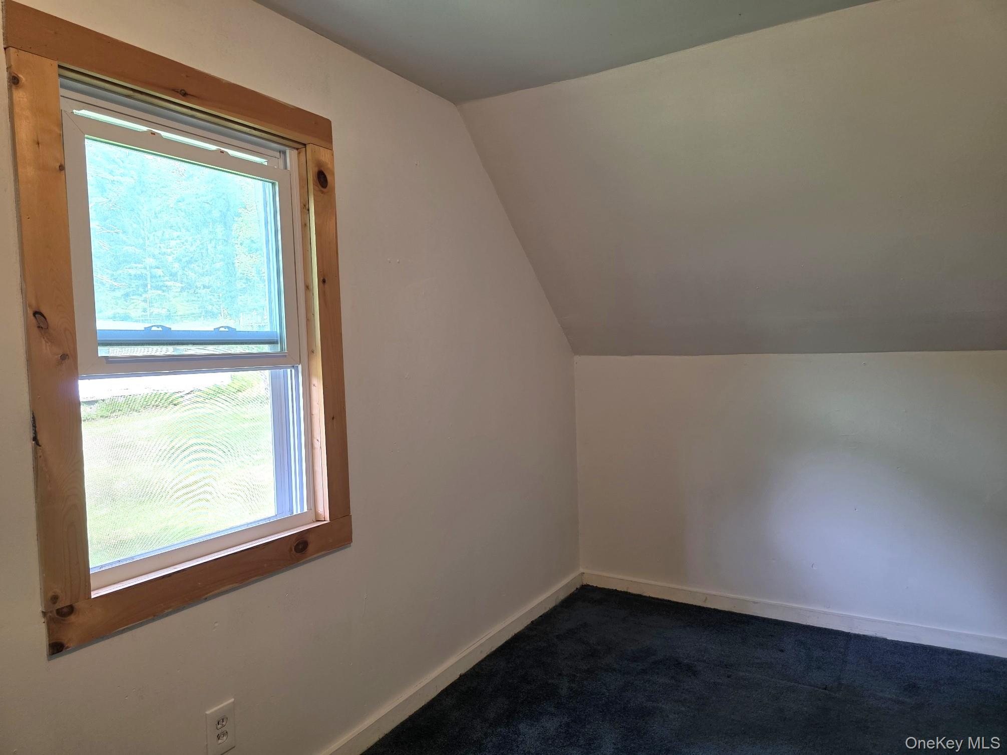 220 Mail Road – For Sale photo 15