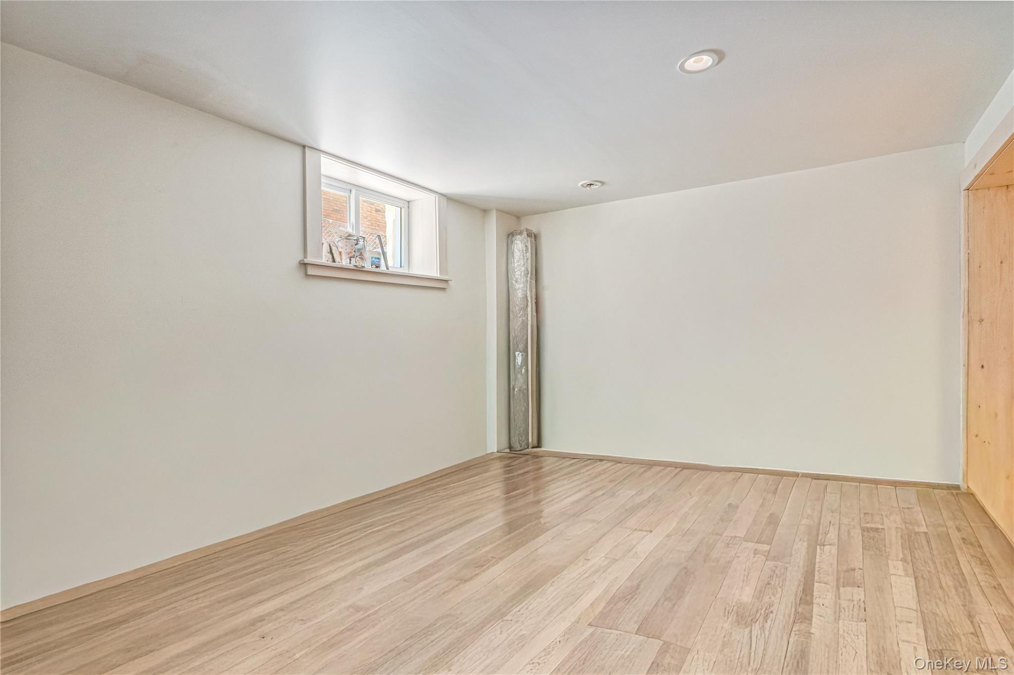 20-25 74th Street – For Sale photo 27
