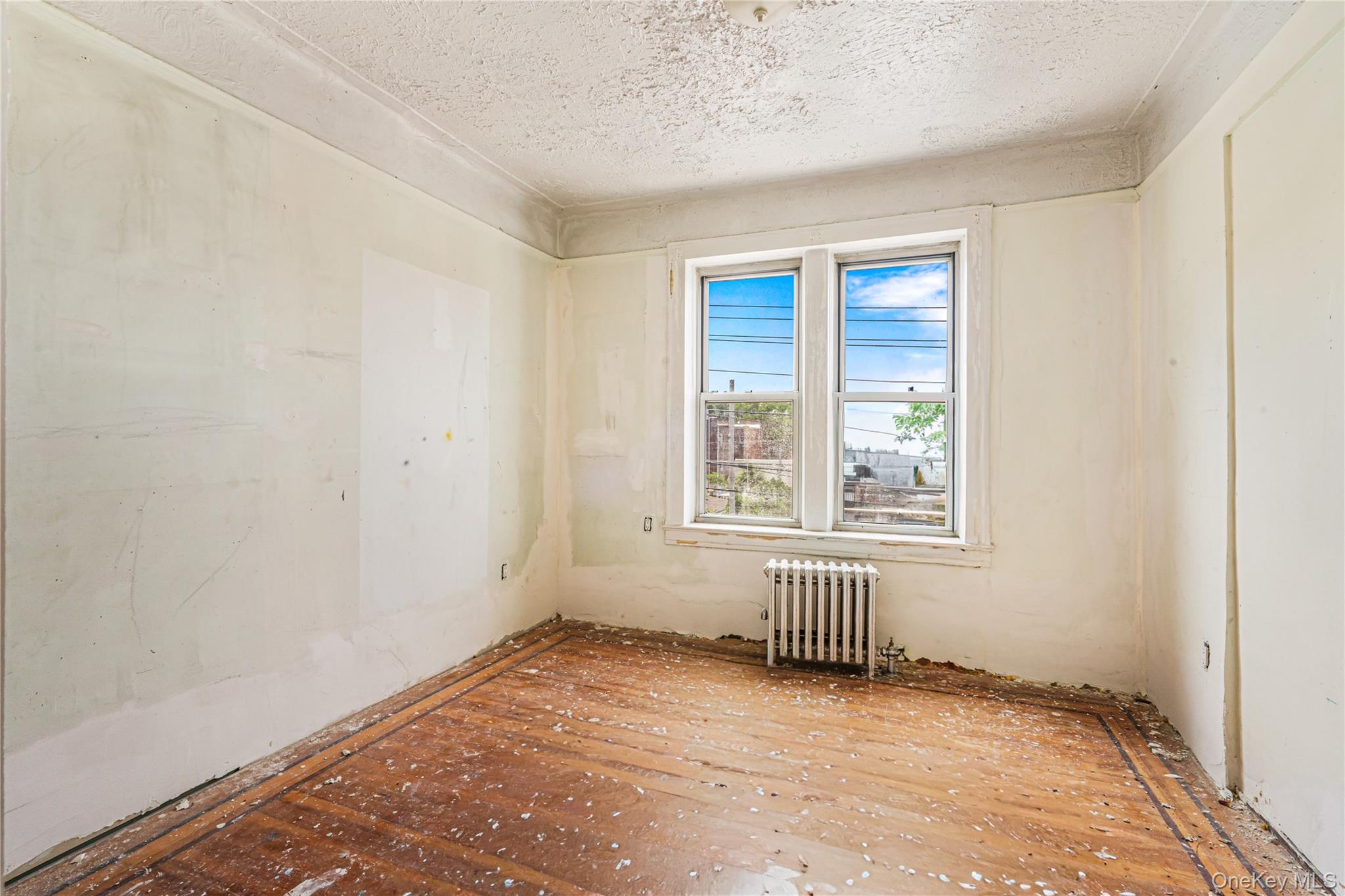 20-25 74th Street – For Sale photo 22
