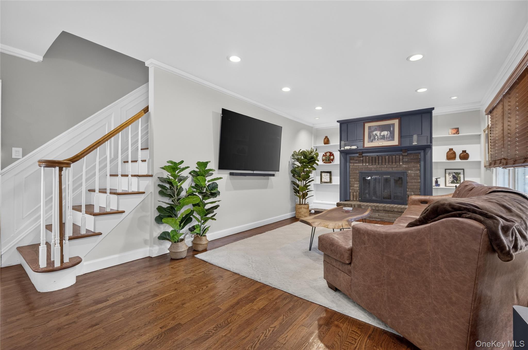 73 Maple Place – For Sale photo 3