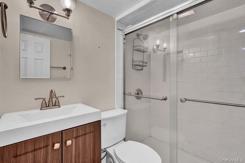 240 Woodhull Avenue – For Sale photo 47