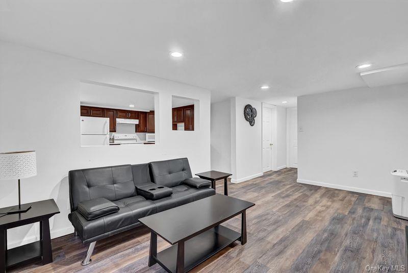 240 Woodhull Avenue – For Sale photo 41