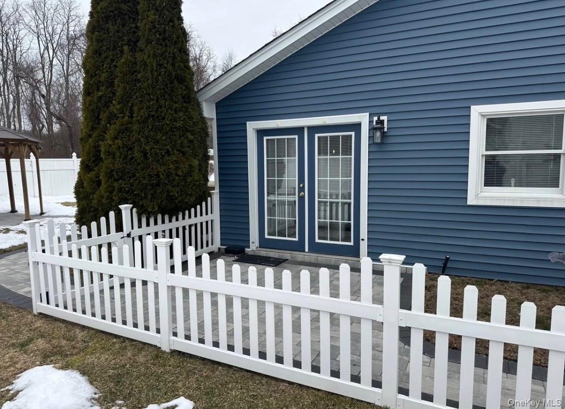 240 Woodhull Avenue – For Sale photo 4
