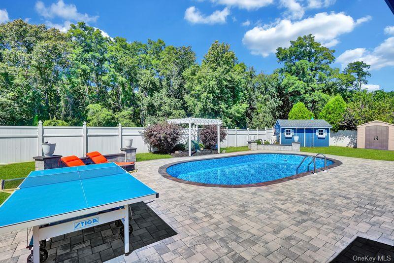 240 Woodhull Avenue – For Sale photo 33