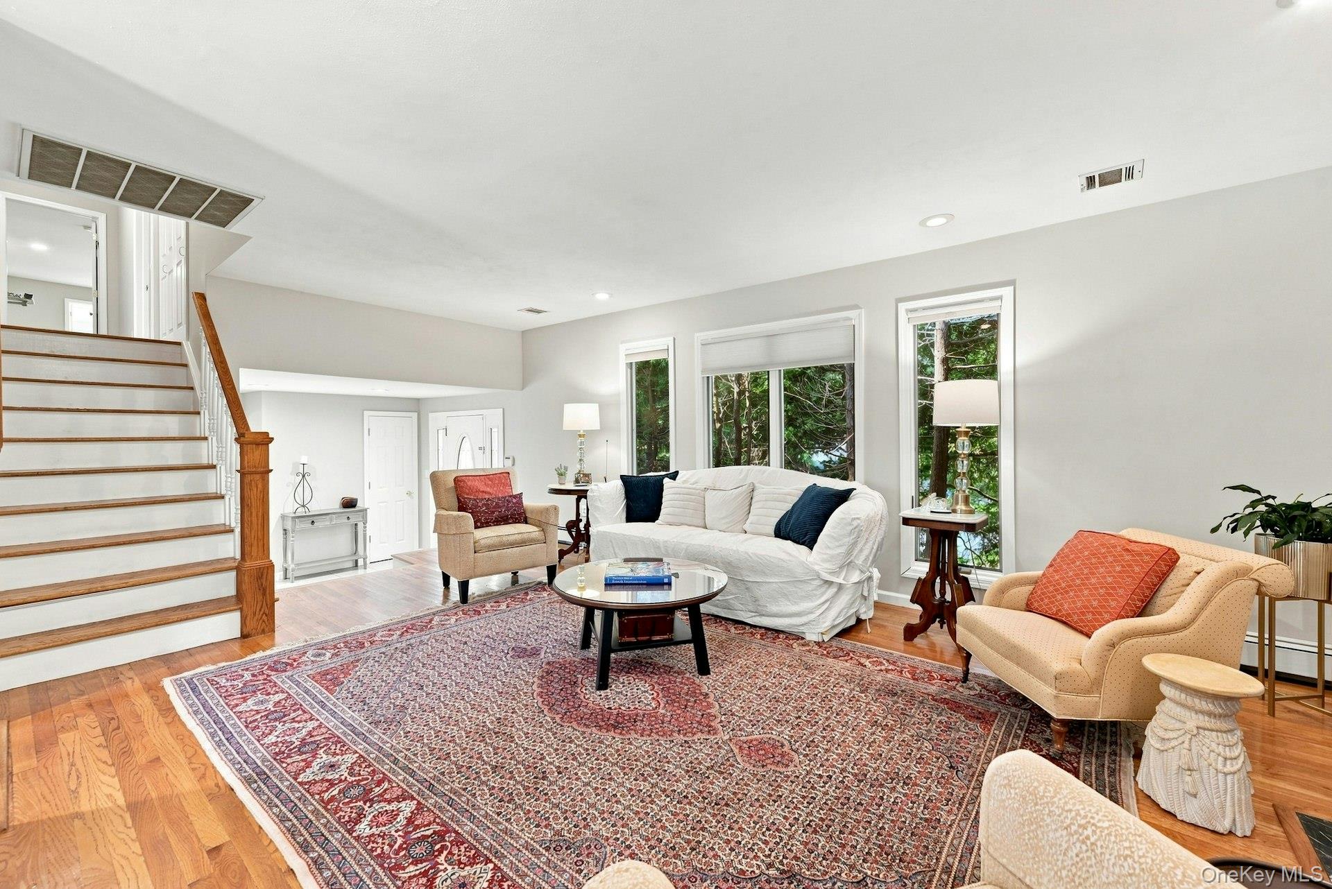 11 Soundview Drive – For Sale photo 5