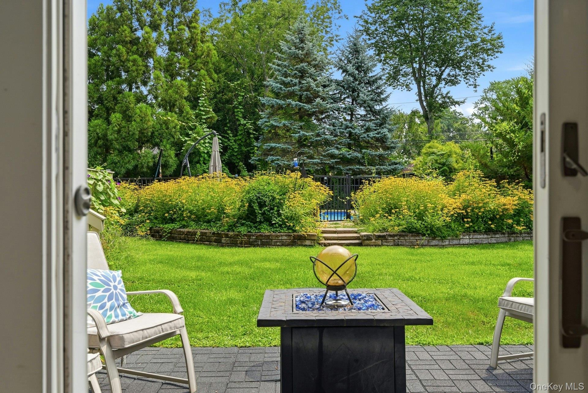 11 Soundview Drive – For Sale photo 15