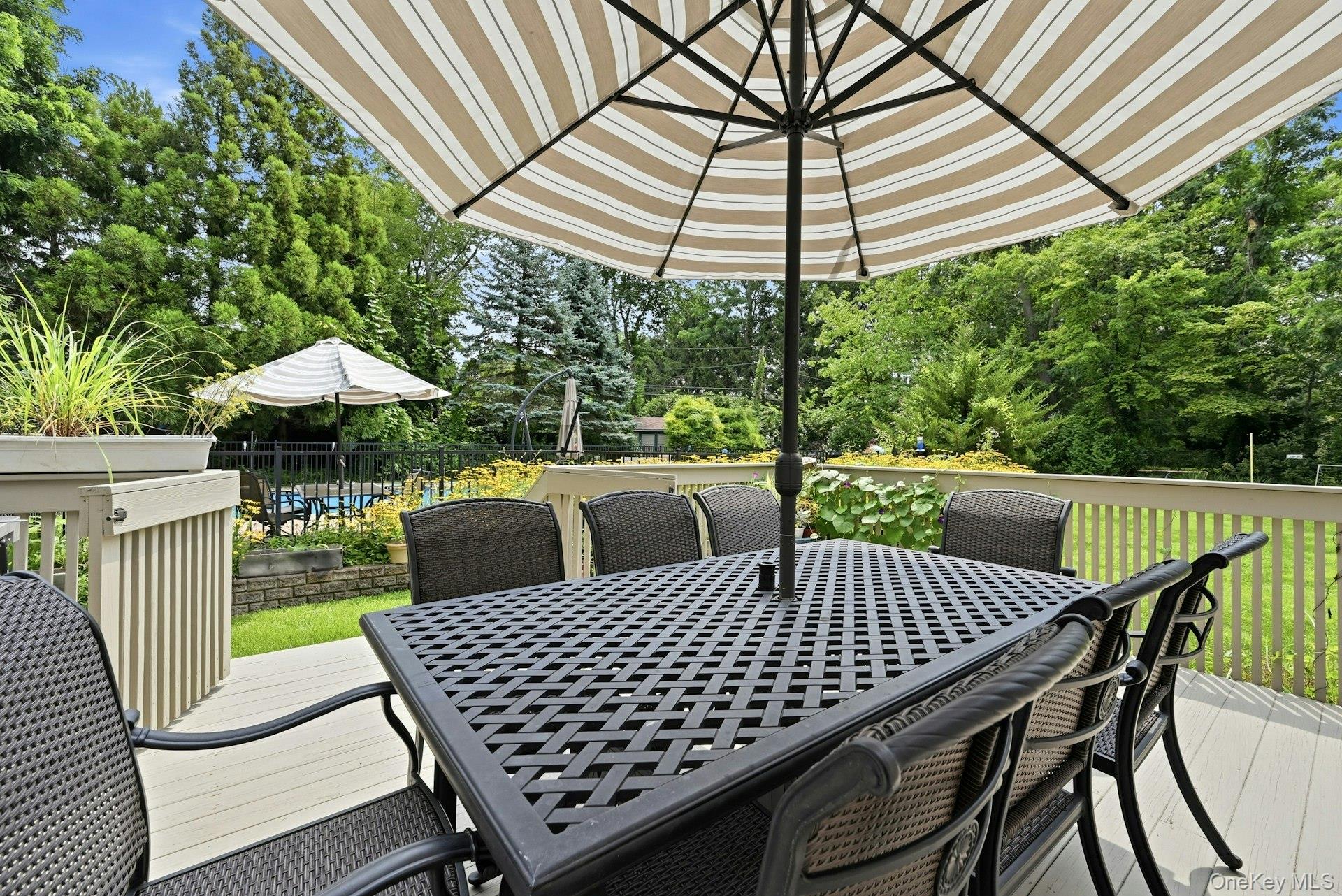 11 Soundview Drive – For Sale photo 31
