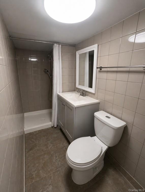 1845 Tomlinson Avenue – For Sale photo 20