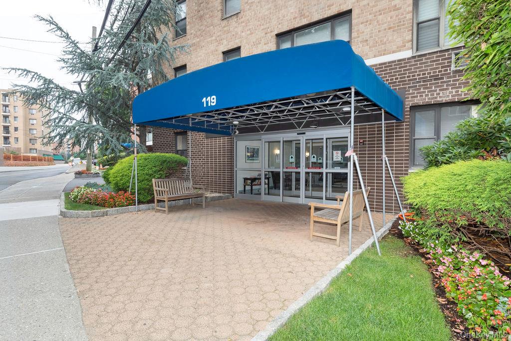 119 E Hartsdale Avenue, Unit 7F