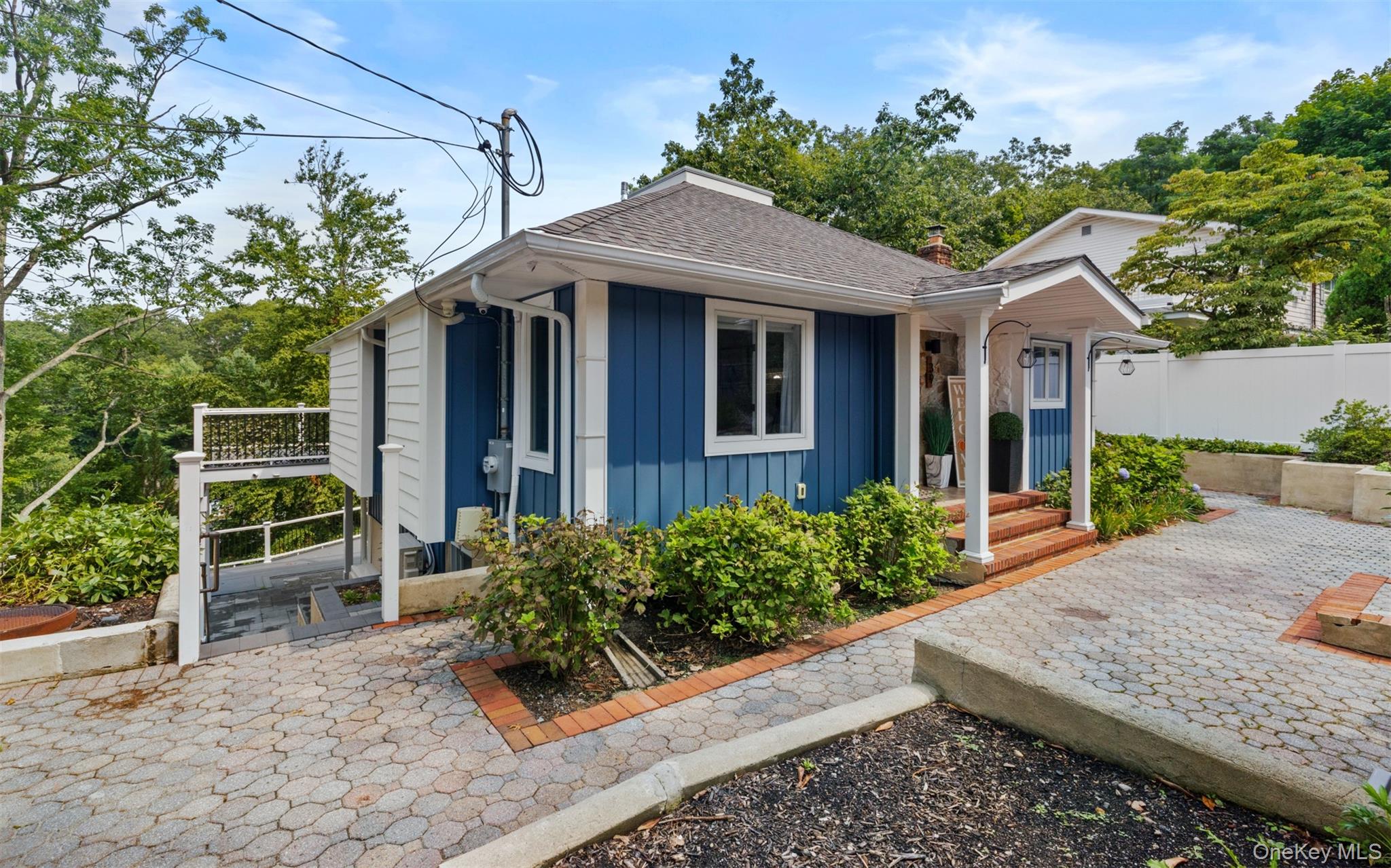 39 Potter Lane – For Sale photo 4